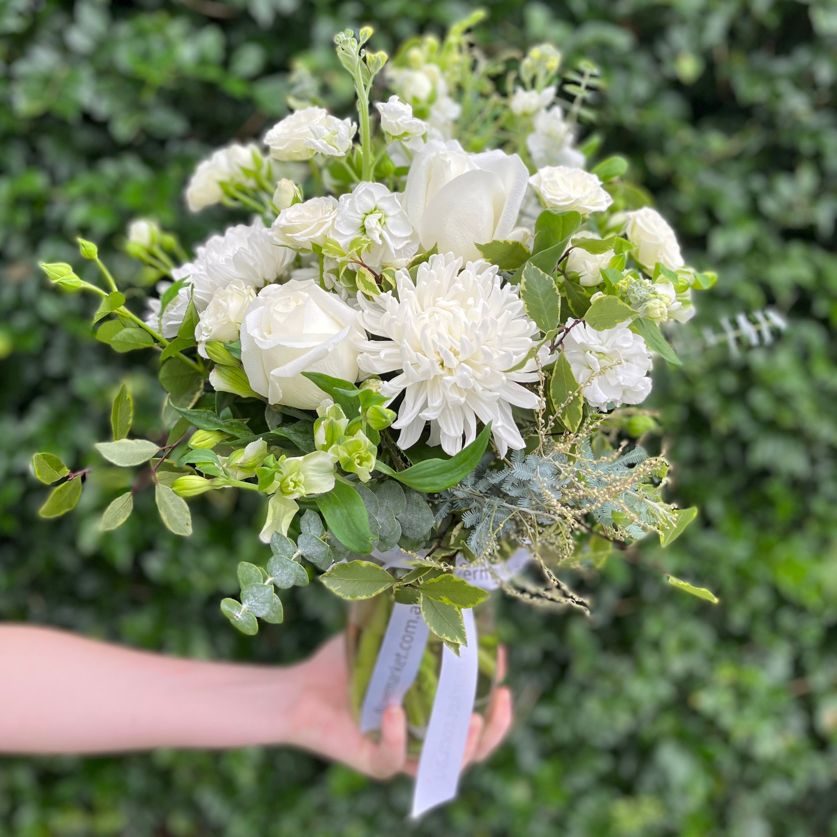 White Floral Jar - Elegant Decorative Ceramic Vase for Home Decor, Wedding Centerpieces & DIY Floral Arrangements