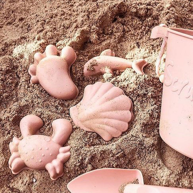 Scrunch Beach Bundle with Bucket, Spade, Rake & Molds - Dusty Rose | Kids Sand Toys for Beach Vacation, Backyard Play & Summer Activities