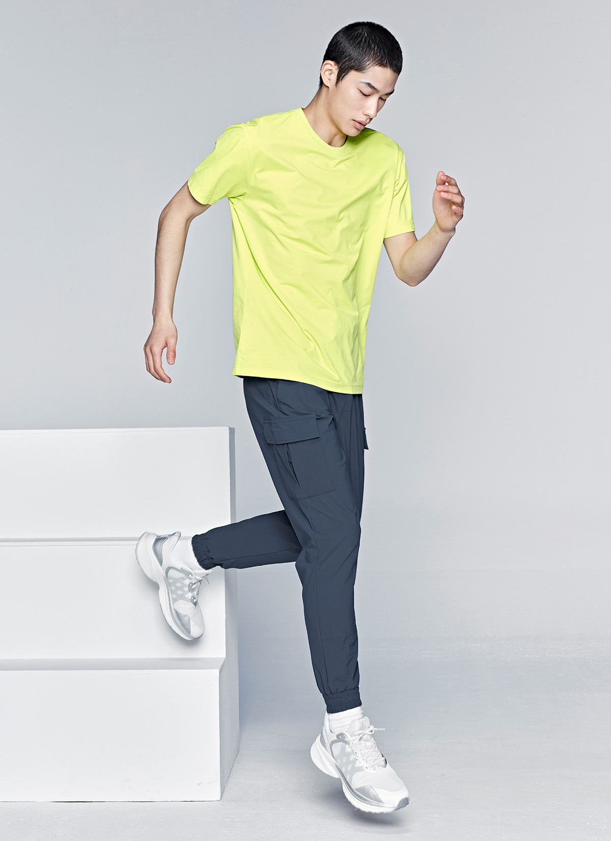 Comfortable Cargo Joggers for Men & Women - Stretchable Athletic Pants with Pockets - Perfect for Running, Gym, Travel & Casual Wear