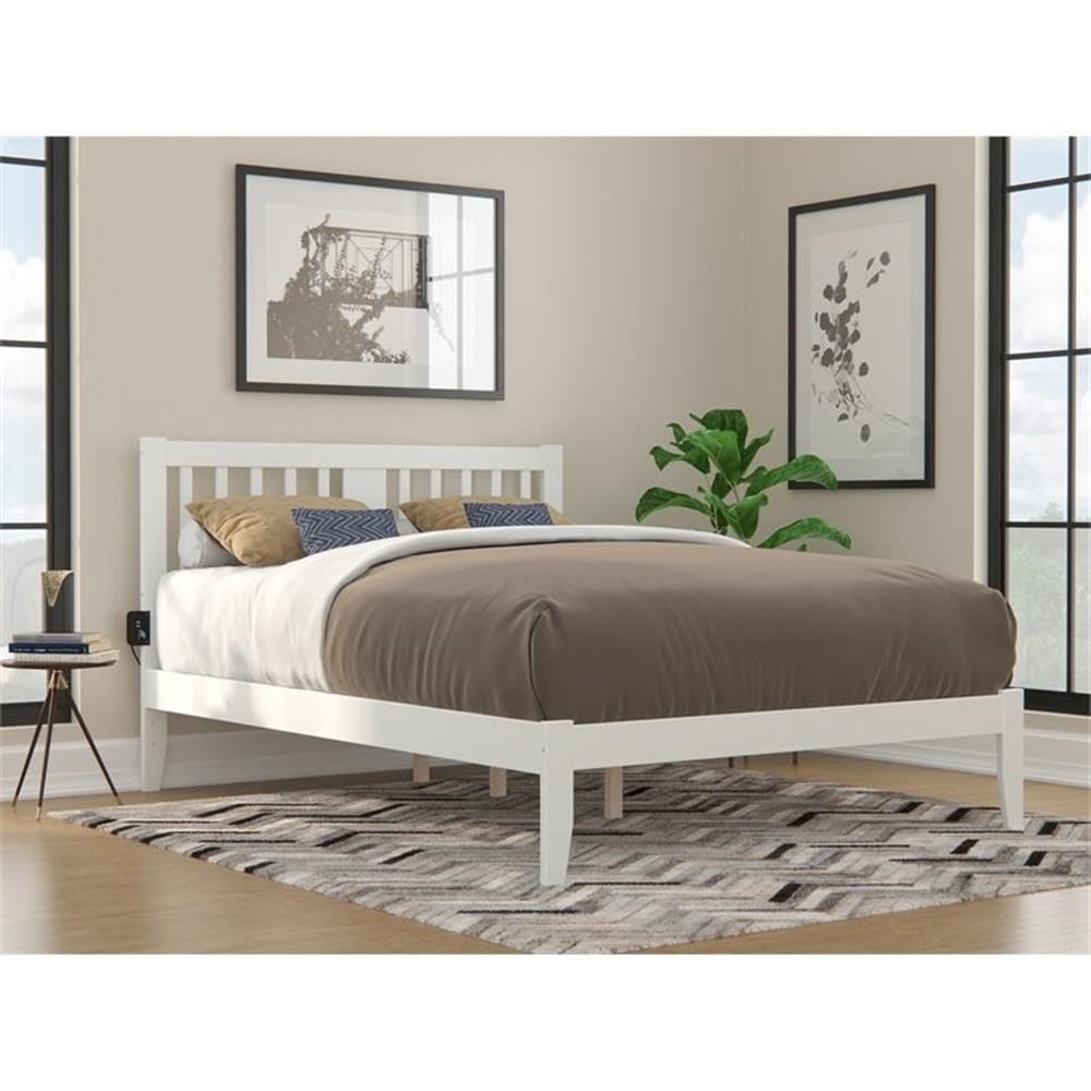 BOWERY HILL Transitional White Wooden Queen Size Spindle Bed Frame with USB Turbo Charger - Perfect for Modern Bedrooms, Guest Rooms & Vacation Homes