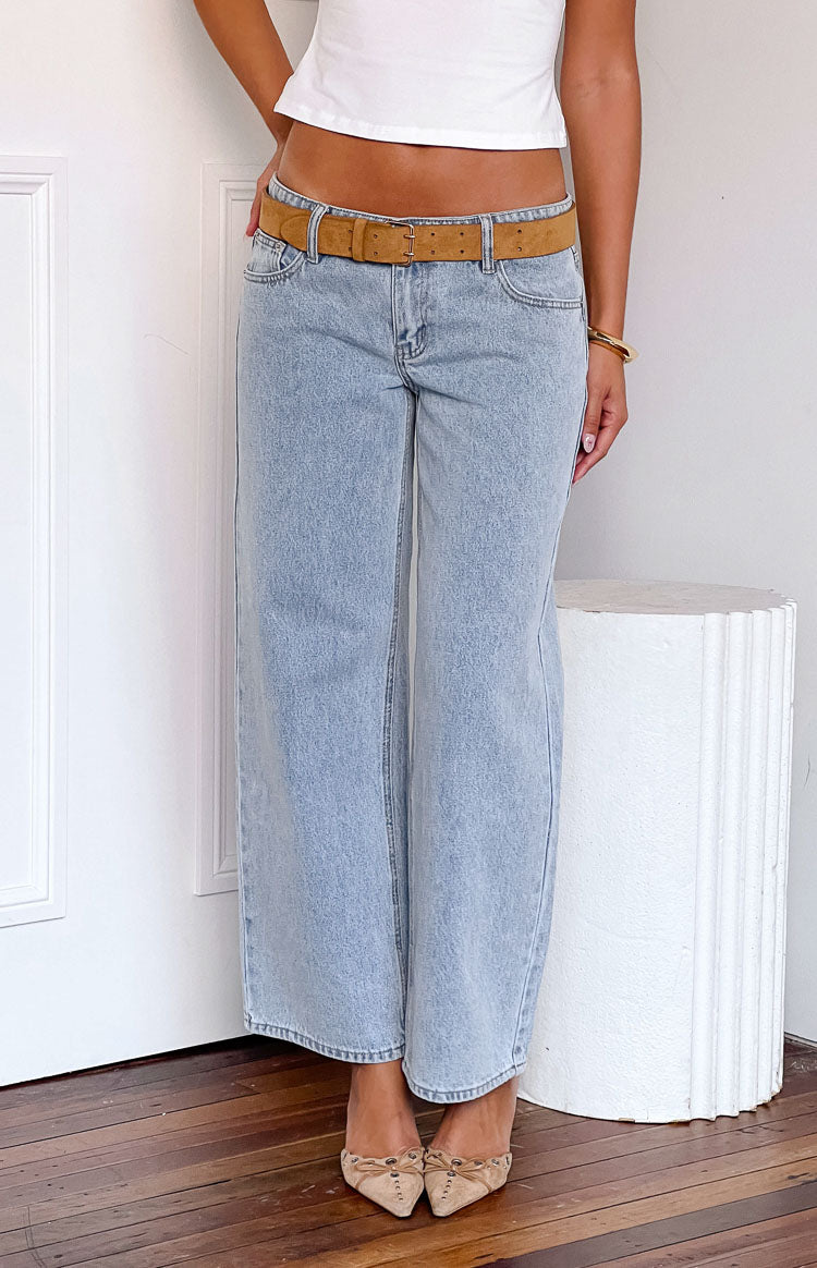 Clara Star Light Wash Denim Low Rise Jeans for Women - Vintage Style Distressed Skinny Jeans - Perfect for Casual Outfits & Streetwear Fashion