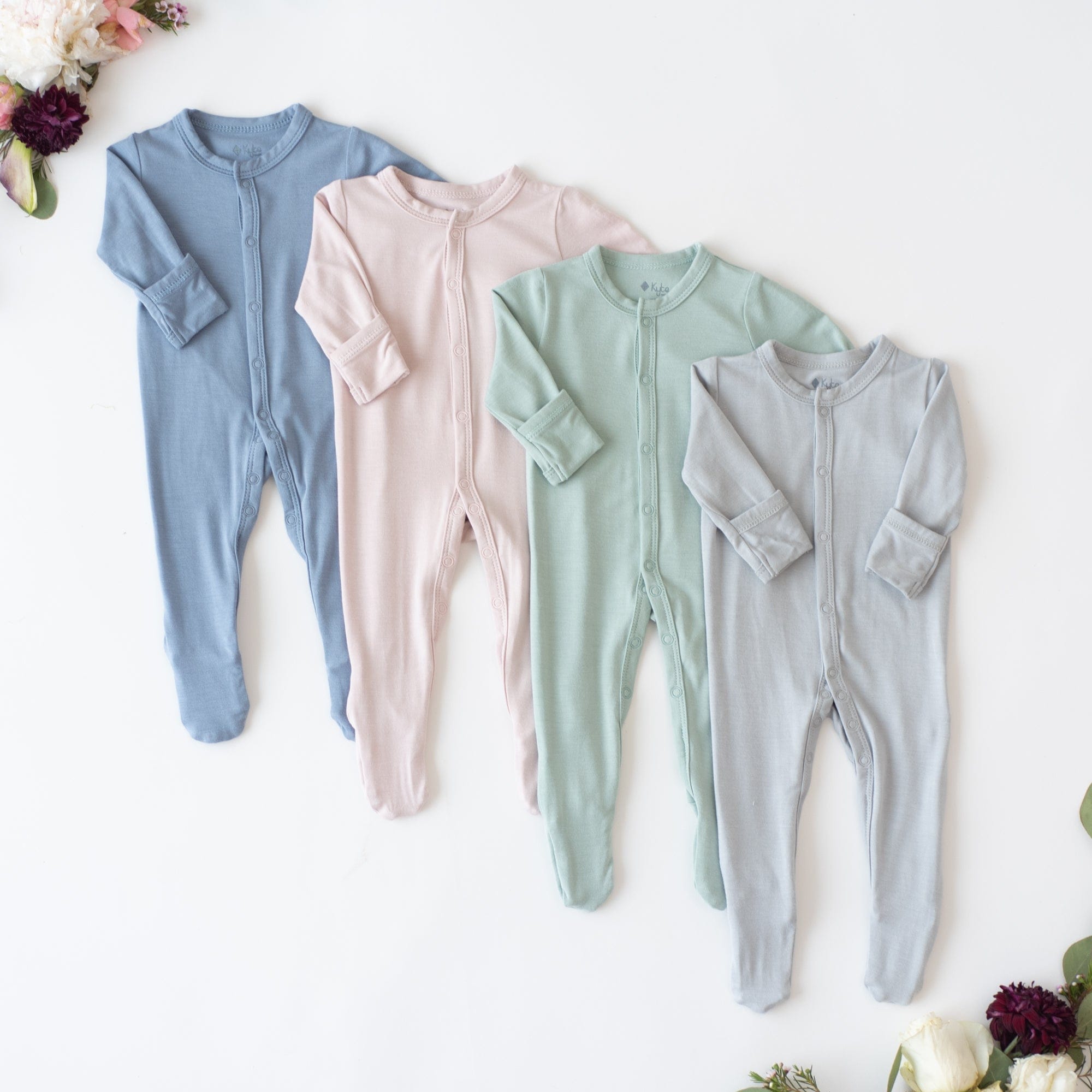 Women's Cozy Sage Green Footie Pajamas - Soft Fleece One-Piece Sleepwear for Lounge & Winter Nights