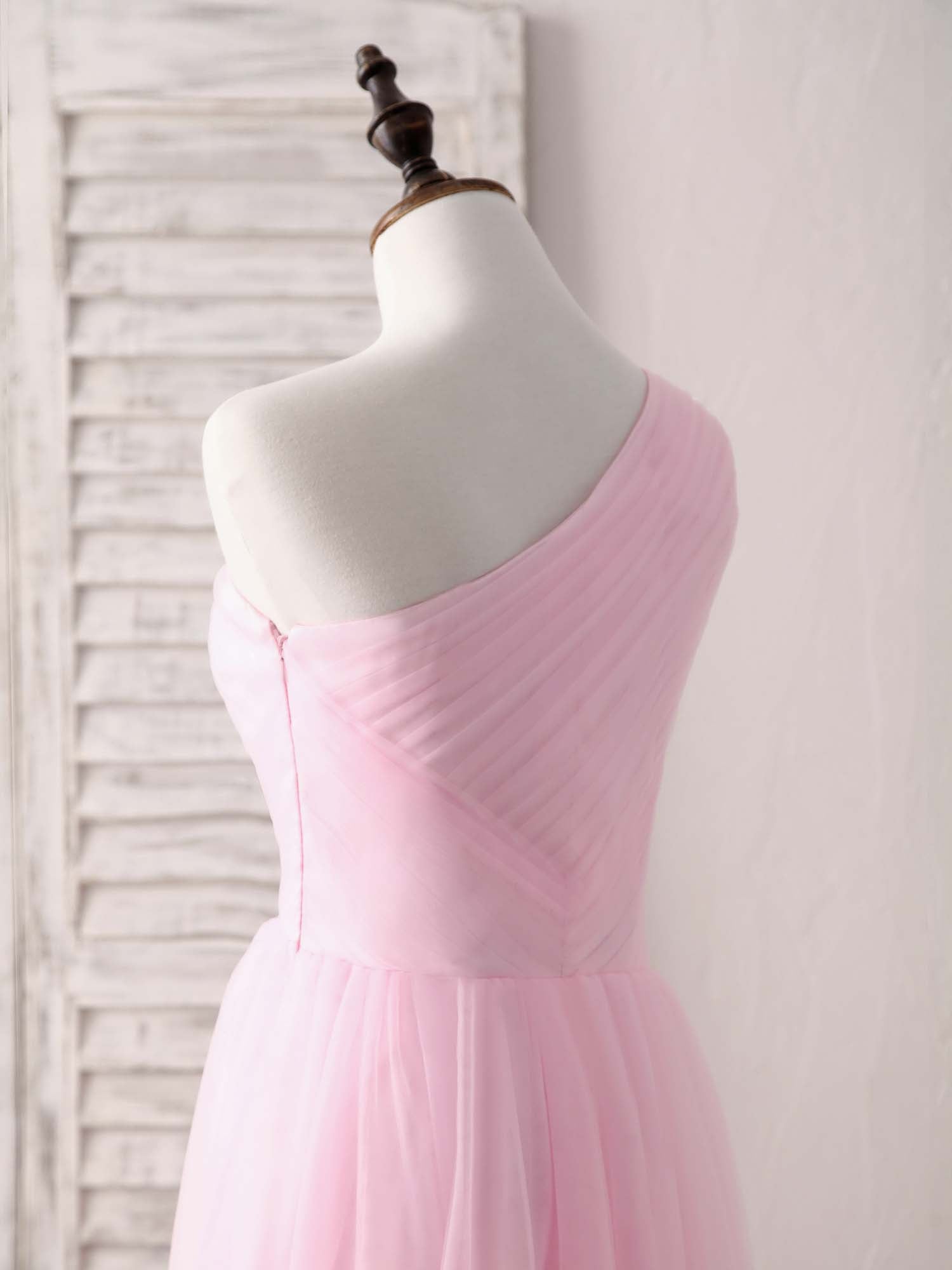 Elegant Pink Tulle One Shoulder Long Prom Dress for Women - Formal Evening Gown for Bridesmaid, Homecoming, Quinceañera & Special Occasions