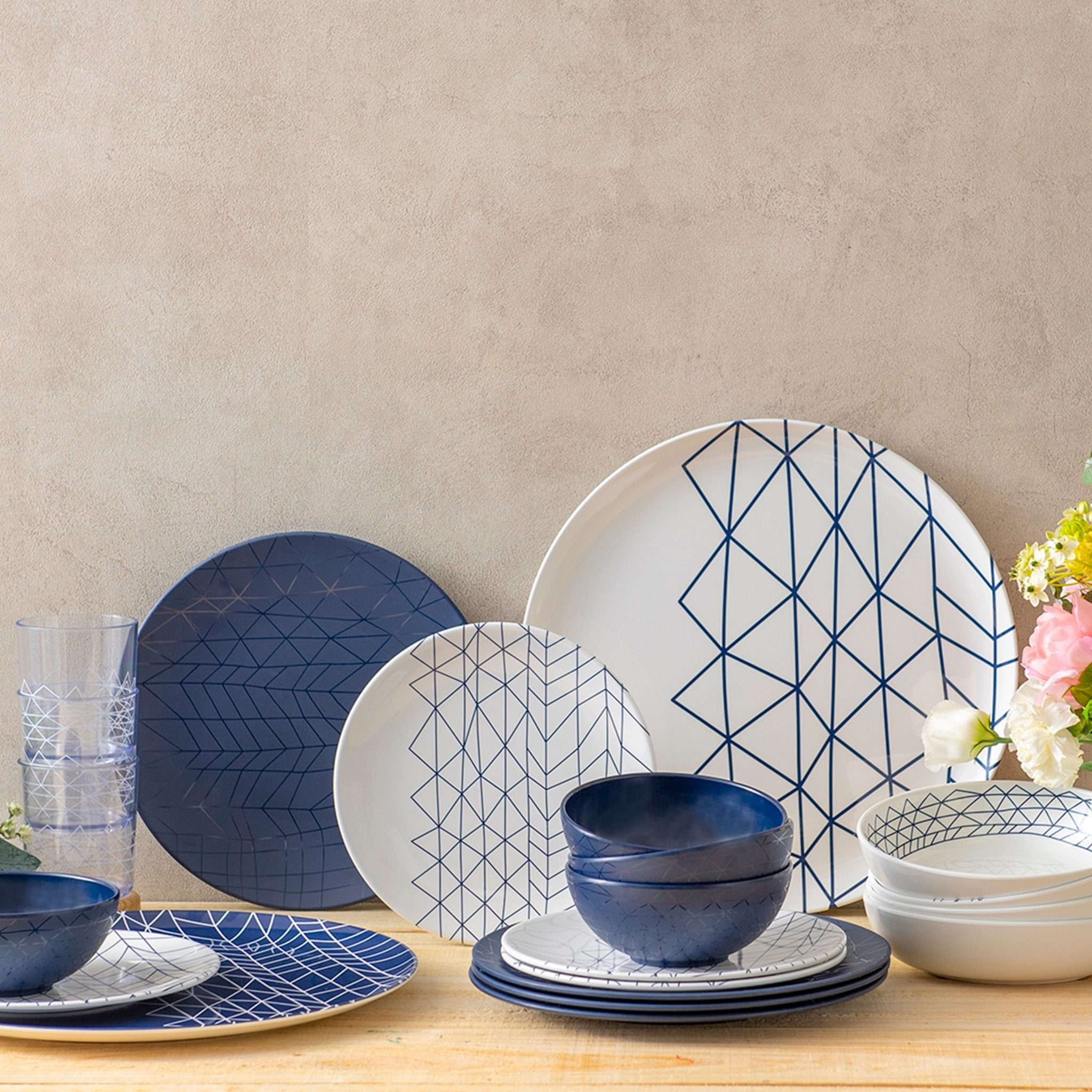 12-Piece Spiderman Melamine Plate and Bowl Dinnerware Set - French Navy Blue - Durable, Kid-Friendly, Unbreakable - Perfect for Birthday Parties, Picnics, and Everyday Family Meals