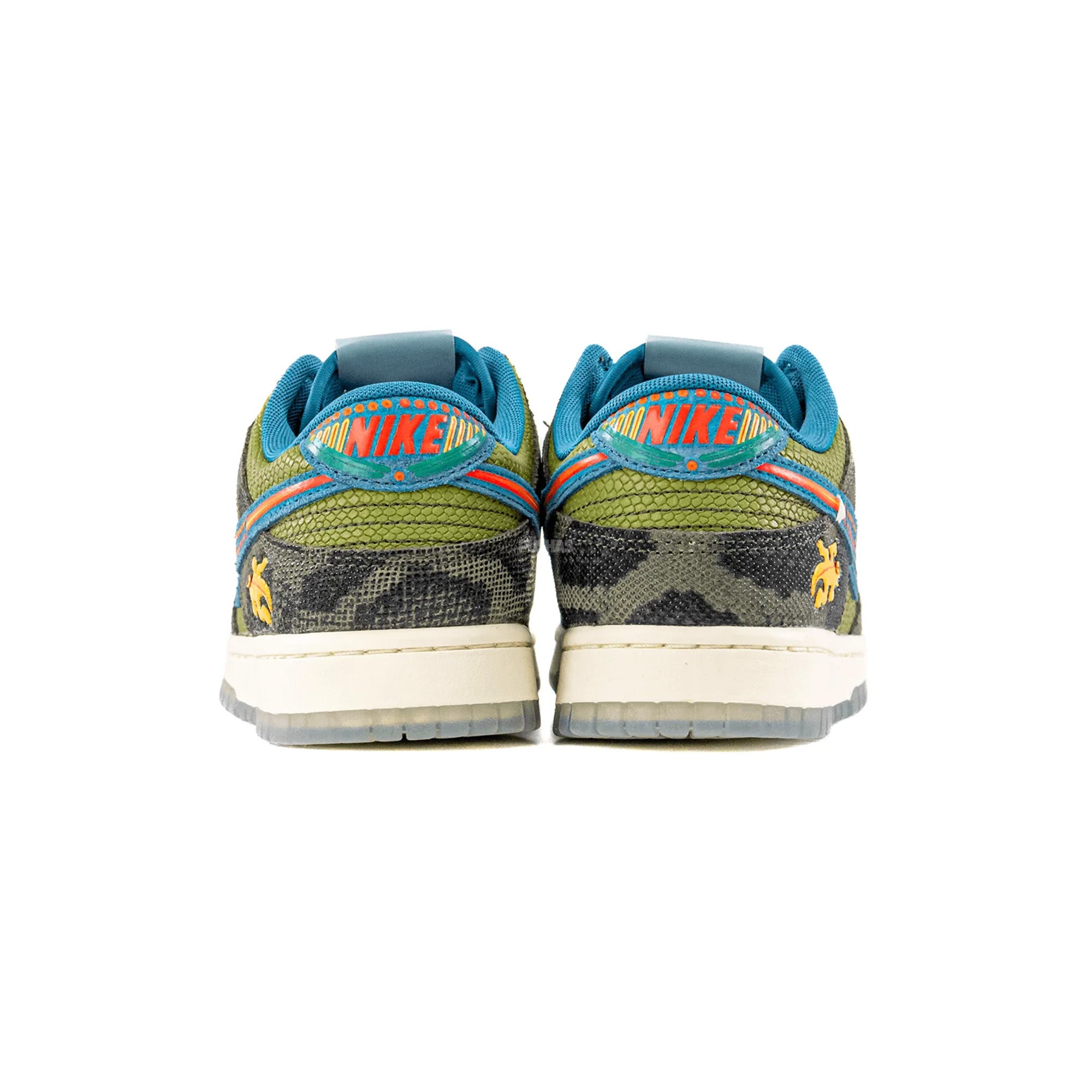 Nike Dunk Low 'Siempre Familia' Sneakers (2021) - Men's Basketball Shoes for Casual Wear & Street Style
