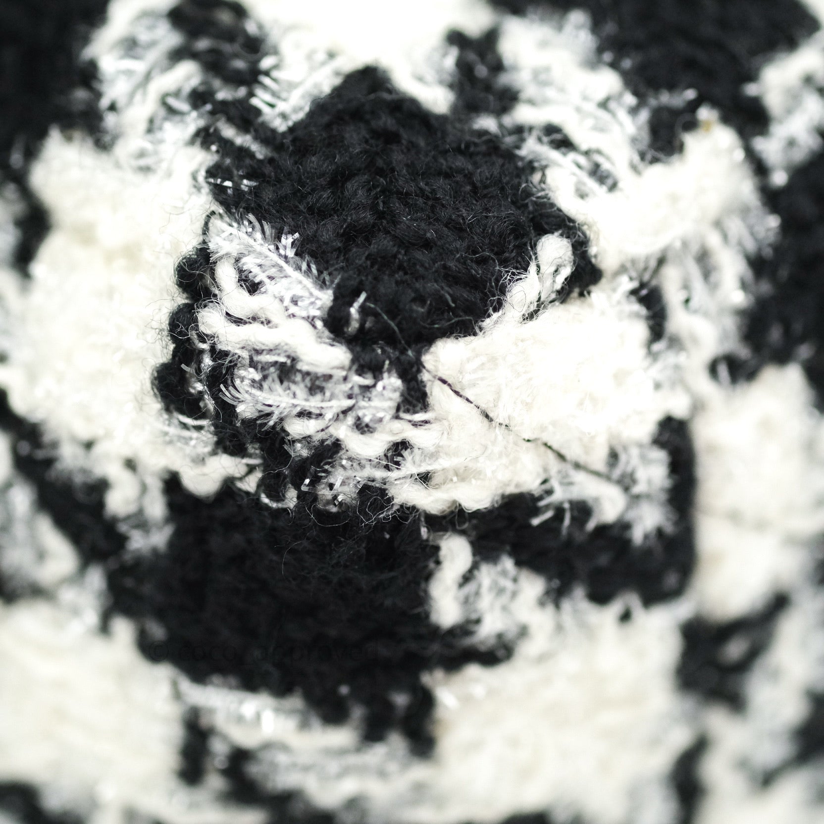 Chanel 19 Maxi Flap Bag in White & Black Houndstooth Tweed with Mixed Hardware - Luxury Designer Handbag for Women, Perfect for Work, Parties & Special Occasions