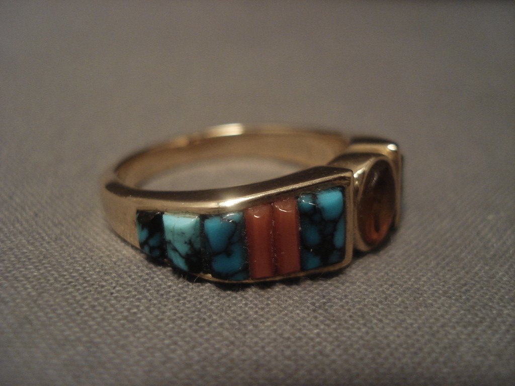 14K Gold Vintage Navajo Native American Turquoise Ring - Handmade Lone Mountain Turquoise Jewelry - Southwest Style Statement Ring for Women - Perfect for Boho Fashion, Weddings & Special Occasions