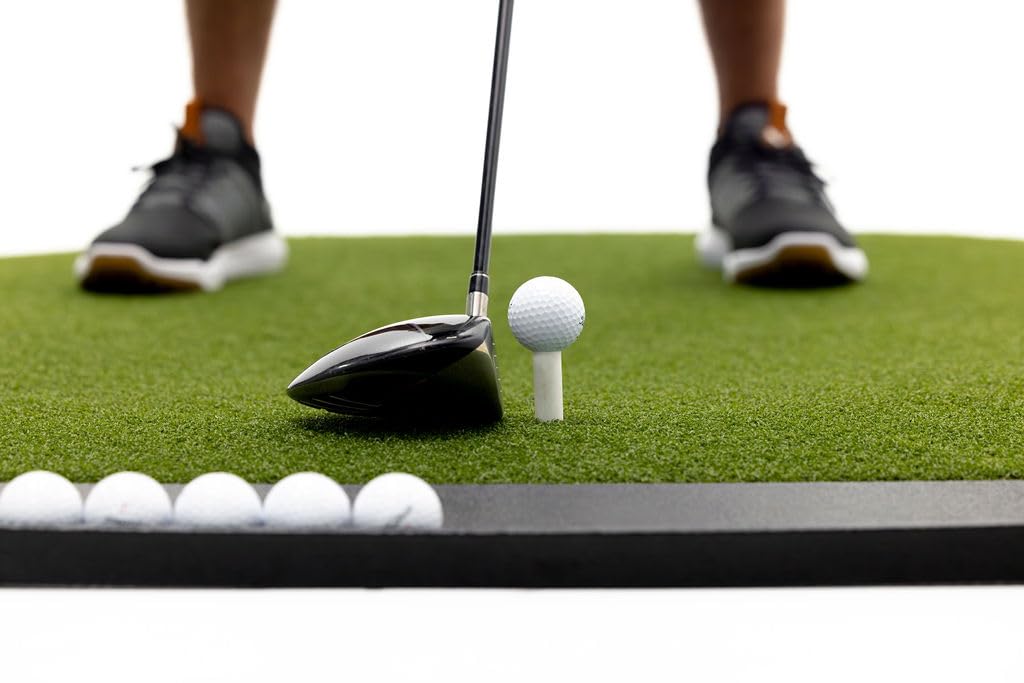 Premium Golf Practice Mat for Indoor & Outdoor Use - High-Quality Turf with Bonus Golf Tray & 3 Rubber Tees - Perfect for Home, Office, Backyard & Driving Range Training
