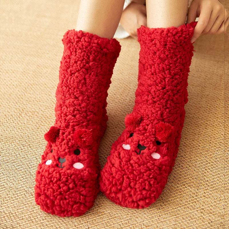 Cozy Fuzzy Bear Socks for Women & Men - Soft Winter Warm Slipper Socks with Non-Slip Grip - Perfect for Christmas Gifts, Home Relaxing & Cold Weather Comfort