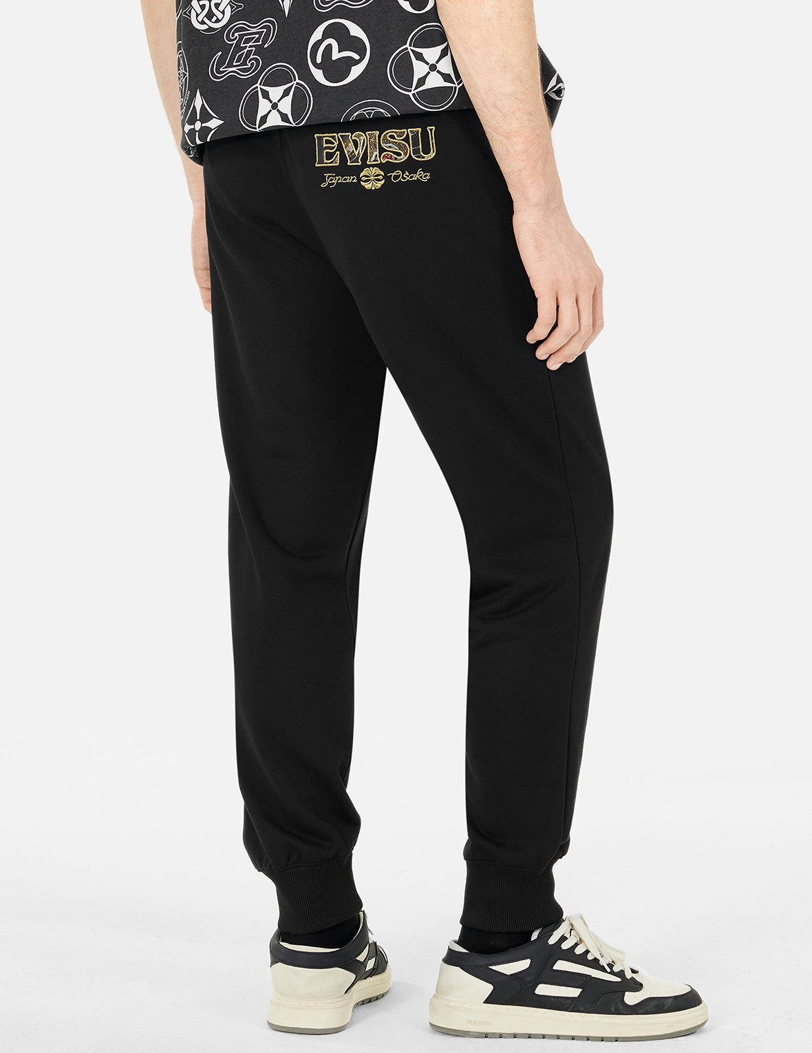 Kamon Embroidery Logo Brocade Appliqué Regular Fit Sweatpants for Men & Women | Japanese Style Lounge Pants for Yoga, Home Wear & Casual Outfits