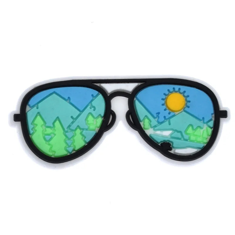 Wholesale 1pc PVC Shoe Charms for Crocs - Beach Vacation Badges, Sandal Decorations for Women & Kids, Jeans Pins for Men - Perfect for Summer Accessories, DIY Shoes & Fashion Outfits