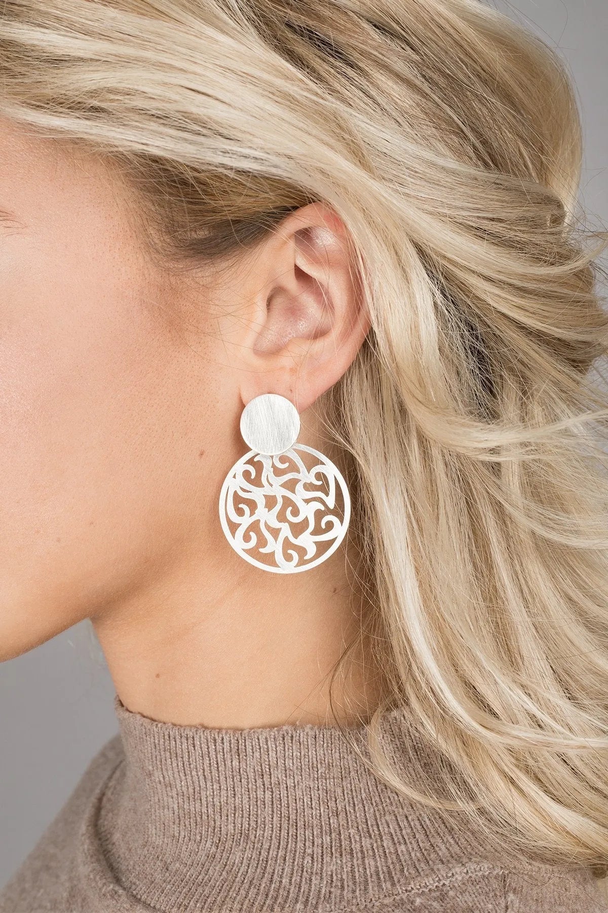 Elegant Circle Ornate Cut Out Earrings for Women - Boho Chic Dangle Earrings for Party, Wedding & Everyday Wear