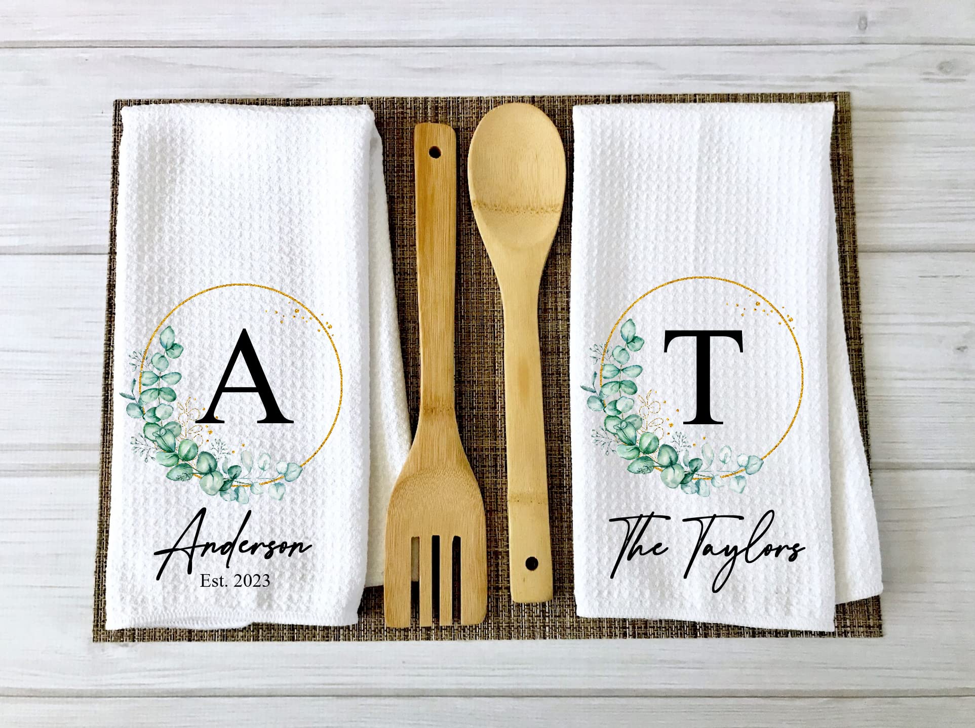 Custom Monogram Kitchen Towel with Wreath Design | Personalized Family Name Dish Towel | Handcrafted Tea Towel for Kitchen Decor | Perfect Housewarming Gift for New Homeowners | Ideal for Everyday Use and Special Occasions