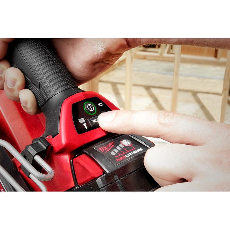 M18 FUEL 18V Lithium-Ion Brushless Cordless 21-Degree Framing Nailer Kit (2744-21) - Perfect for Framing, Roofing, and Deck Building Projects