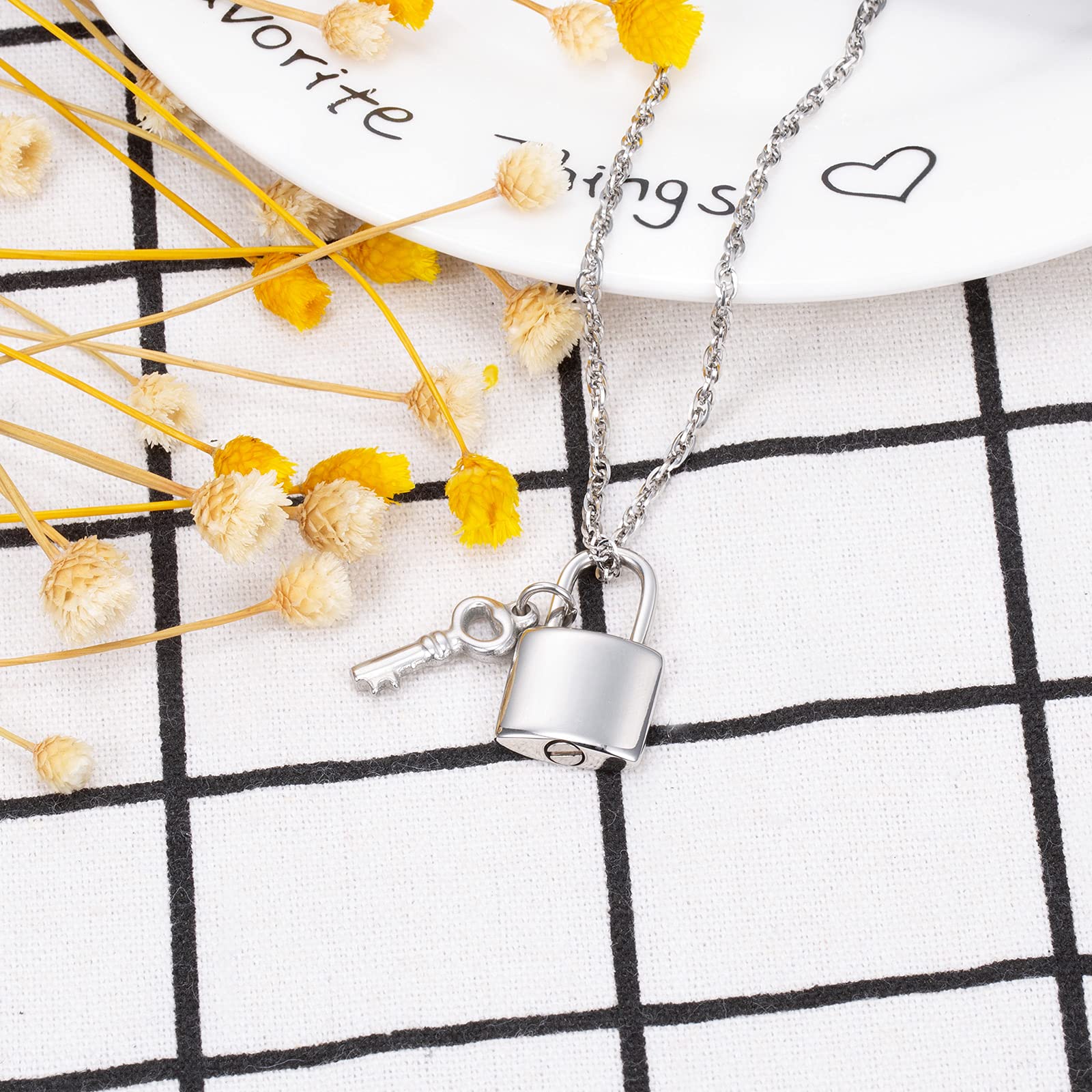 Cremation Jewelry Lock Urn Necklace for Ashes - Memorial Keepsake Gift for Loved Ones - Perfect for Funeral, Memorial Service & Remembrance Ceremonies