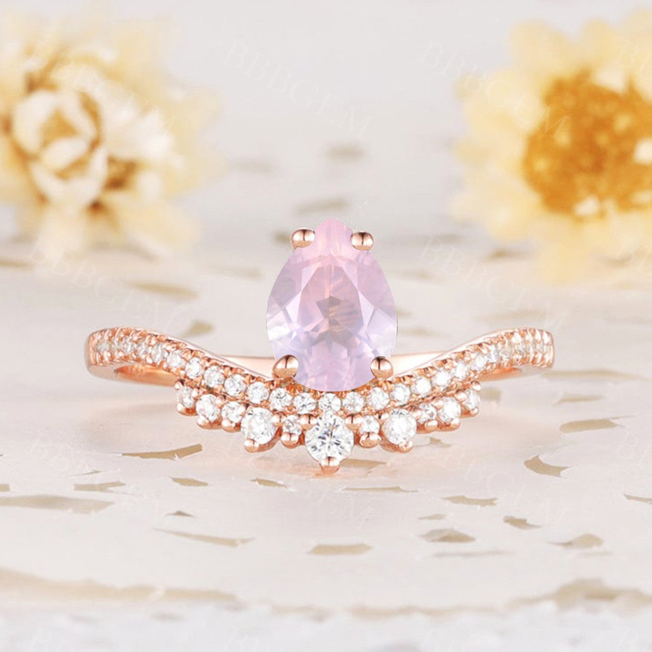 0.8CT Art Deco Pear Cut Rose Quartz Engagement Ring - Diamond Wedding Band for Women, Vintage Inspired Bridal Jewelry - Perfect for Proposals, Anniversaries & Special Occasions