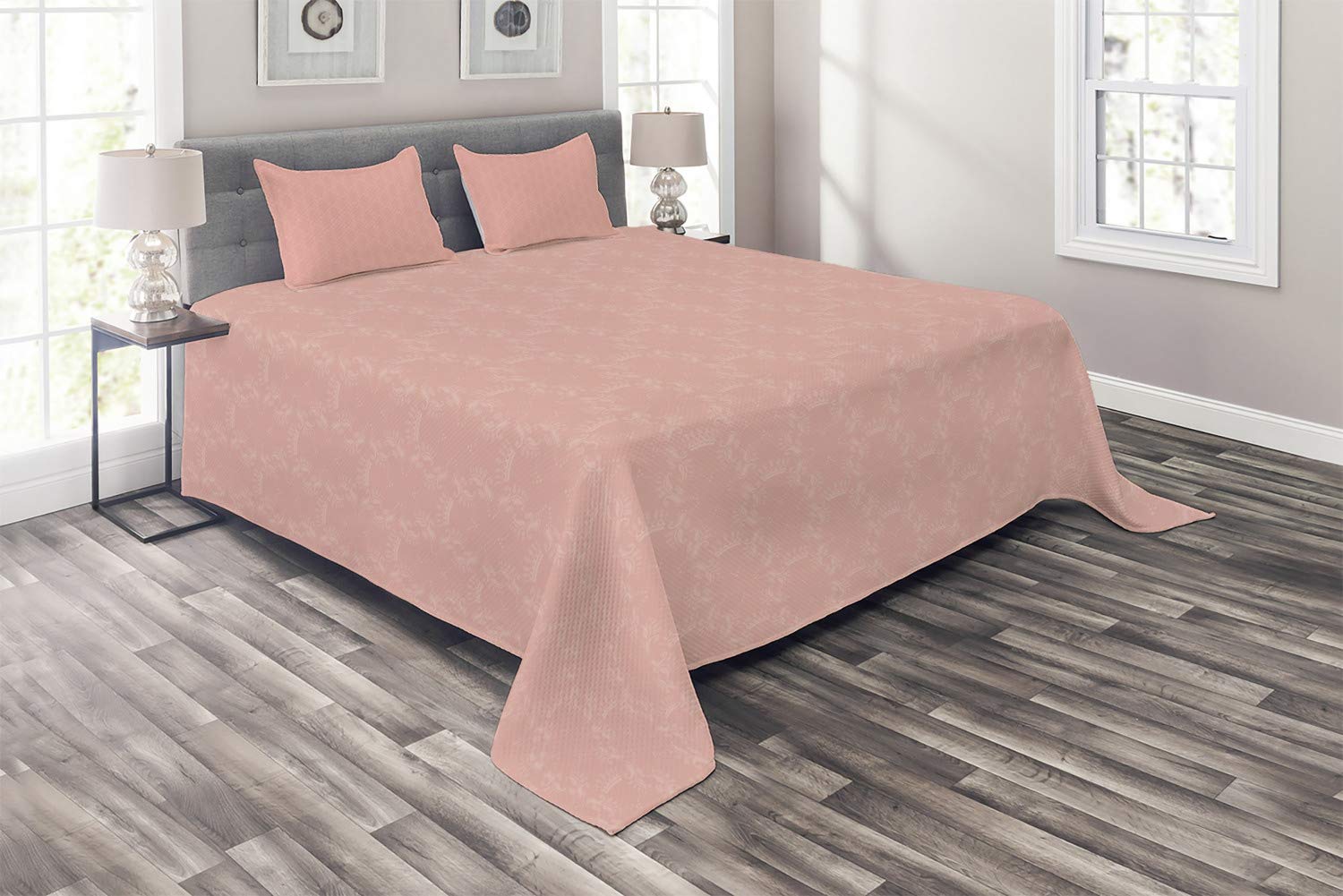 Ambesonne Peach Quilt Set - King Size Coral Bedspread with Crown & Floral Abstract Design | 3-Piece Quilted Coverlet & 2 Pillow Shams | Soft Faded Monochrome Pattern | Perfect for Master Bedroom, Guest Room & Boho Home Decor