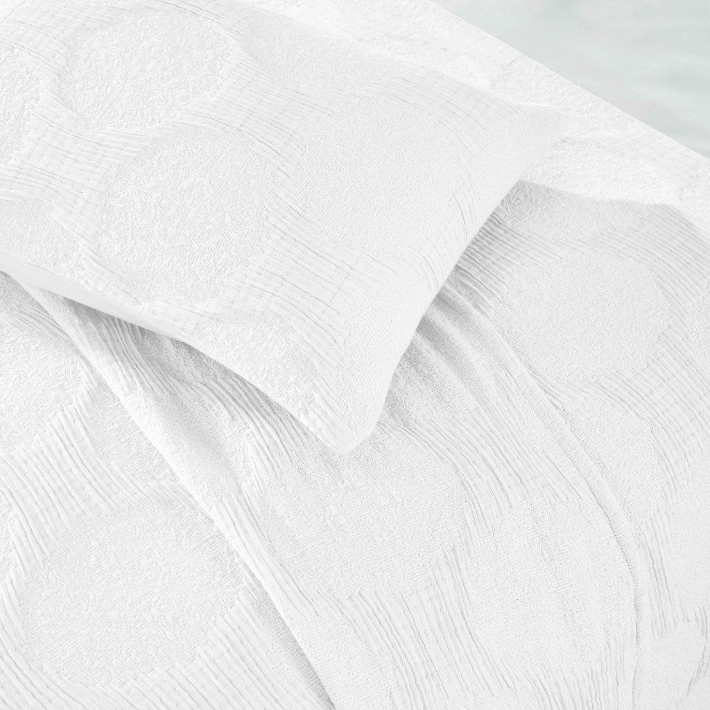 Tanta Cotton Medium Weight Crinkle Woven Coverlet - Soft & Breathable Bedspread for All Seasons | Perfect for Bedroom Decor, Guest Rooms & Cozy Home Styling