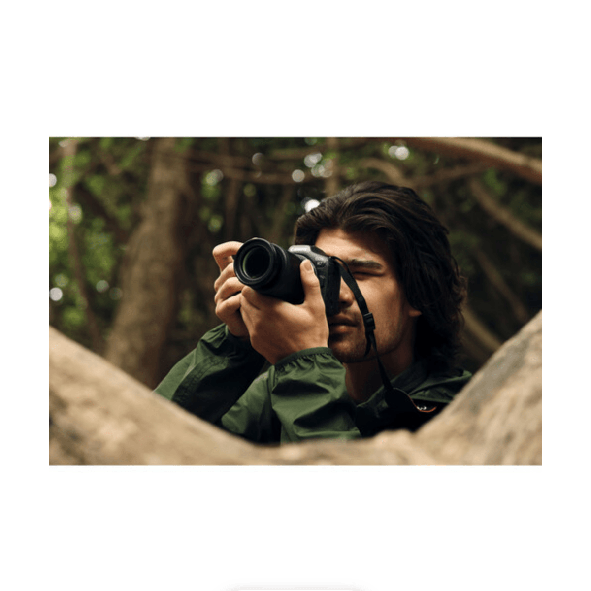 Canon EOS R7 Mirrorless Digital Camera Body - 32.5MP APS-C Sensor, 4K 60p Video, Dual Pixel AF, 5-Axis Stabilization for Photography & Videography | Perfect for Travel, Wildlife & Sports Shooting