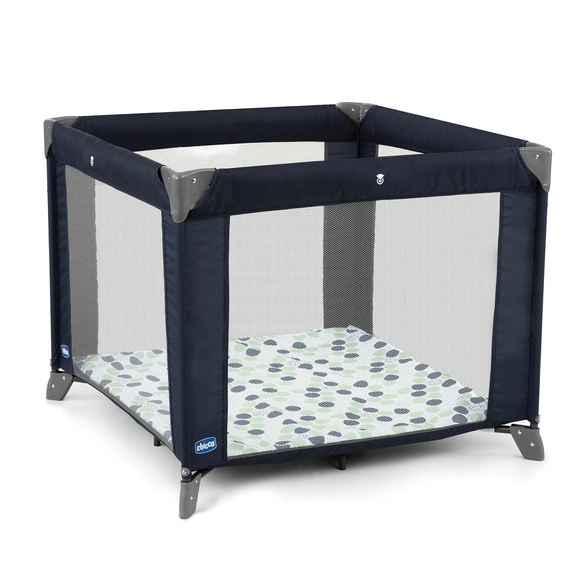 Chicco Tot Quad Portable Square Playpen for Babies & Toddlers - Safe Indoor & Outdoor Play Yard for Home, Travel, and Park Adventures