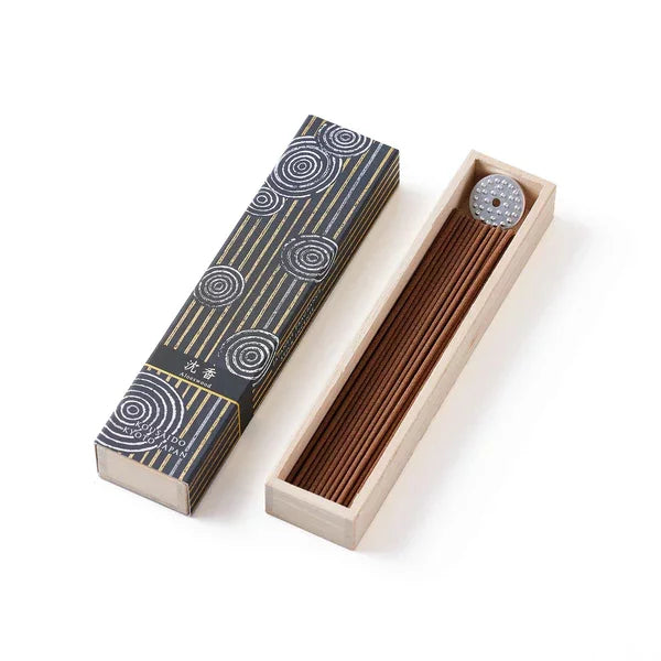 Premium Kousaido Agarwood Oud Incense Sticks with Holder - 40 Count - Rich Fragrance for Meditation, Yoga & Relaxation - Natural Aromatic Sticks for Home, Office & Spiritual Use