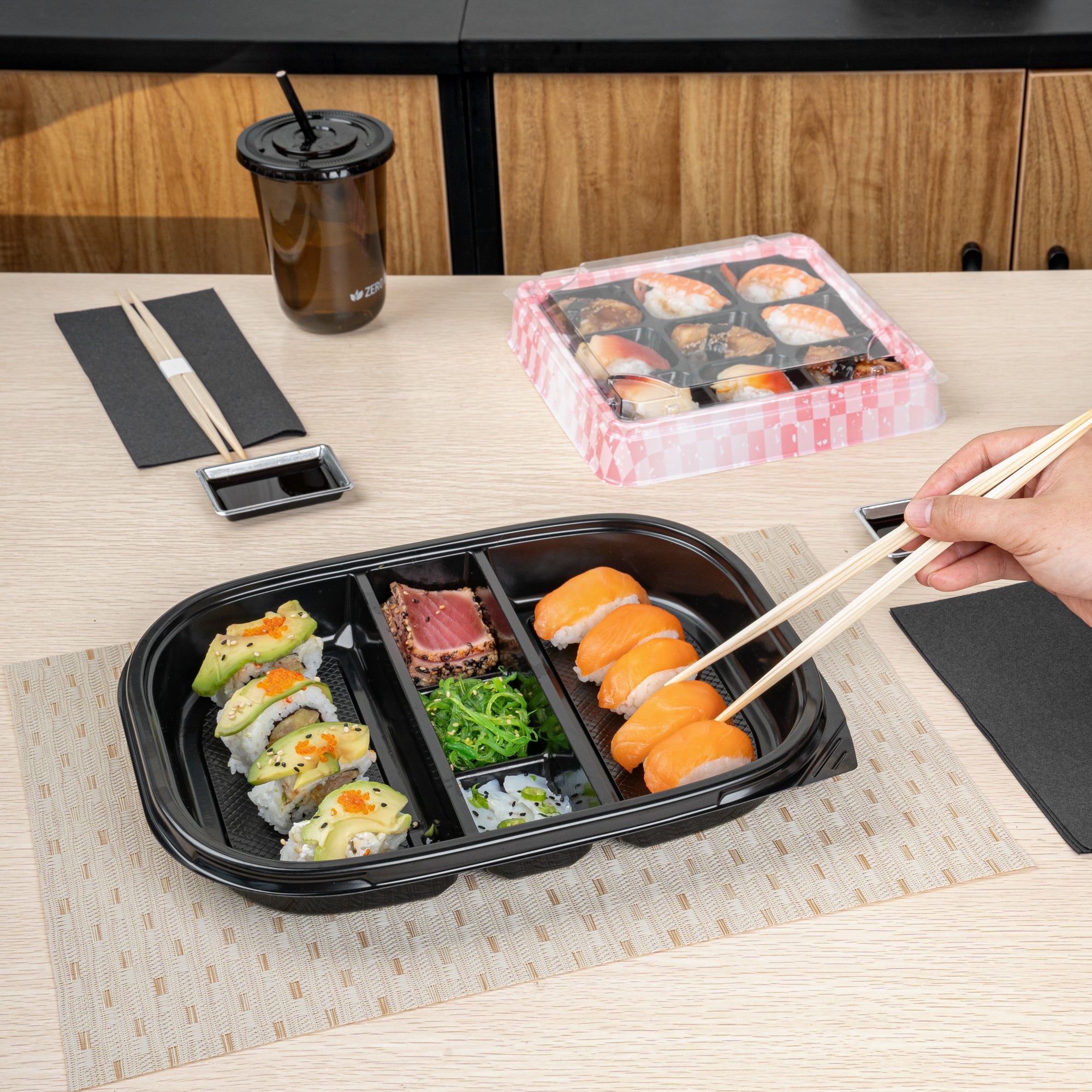 Bento Tek 51 oz Black Plastic Bento Box with 5 Compartments | 12.25