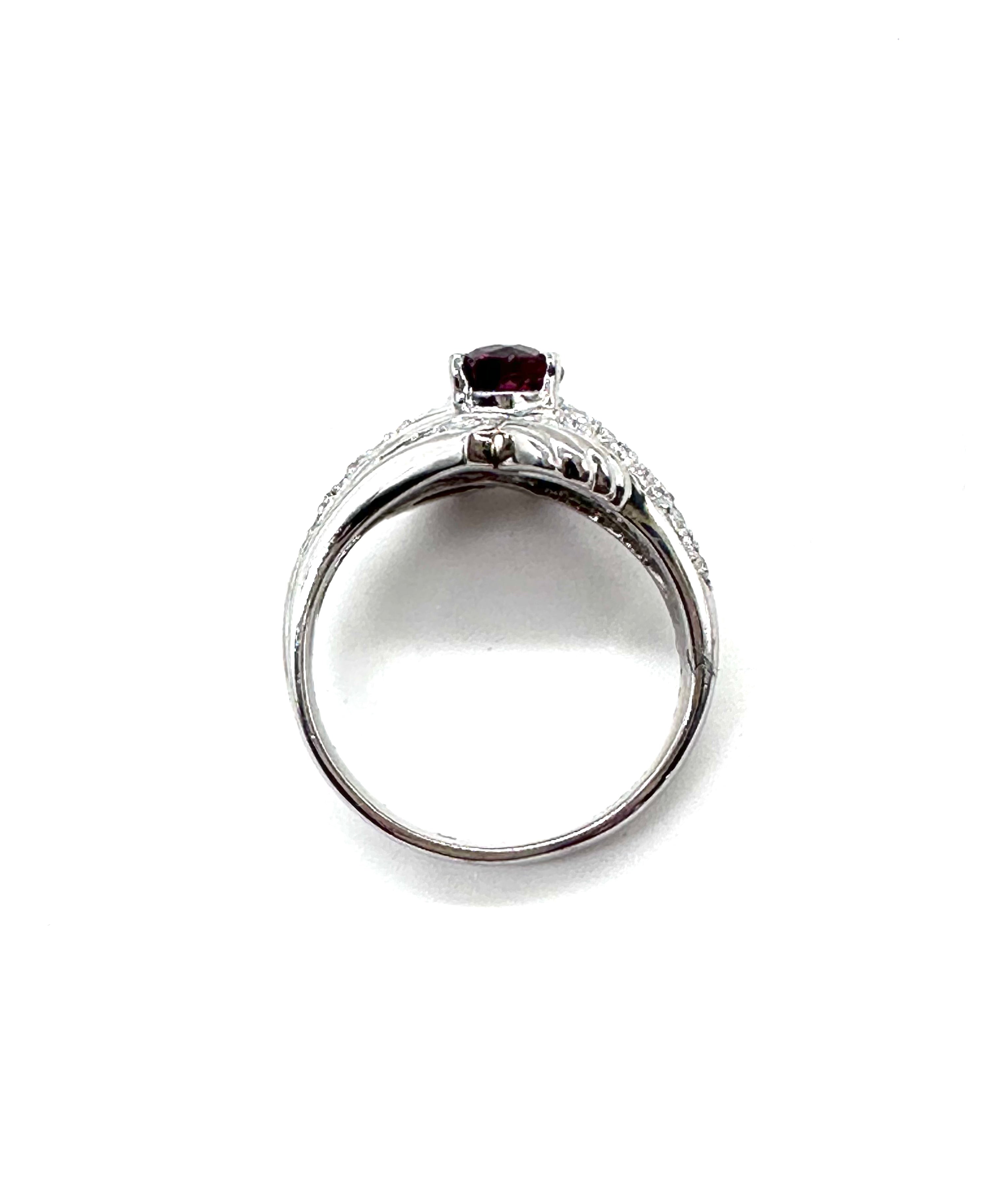 Exquisite Ruby and Diamond Ring for Women - 14K Gold Vintage Engagement Wedding Jewelry Gift - Perfect for Anniversaries, Proposals & Special Occasions