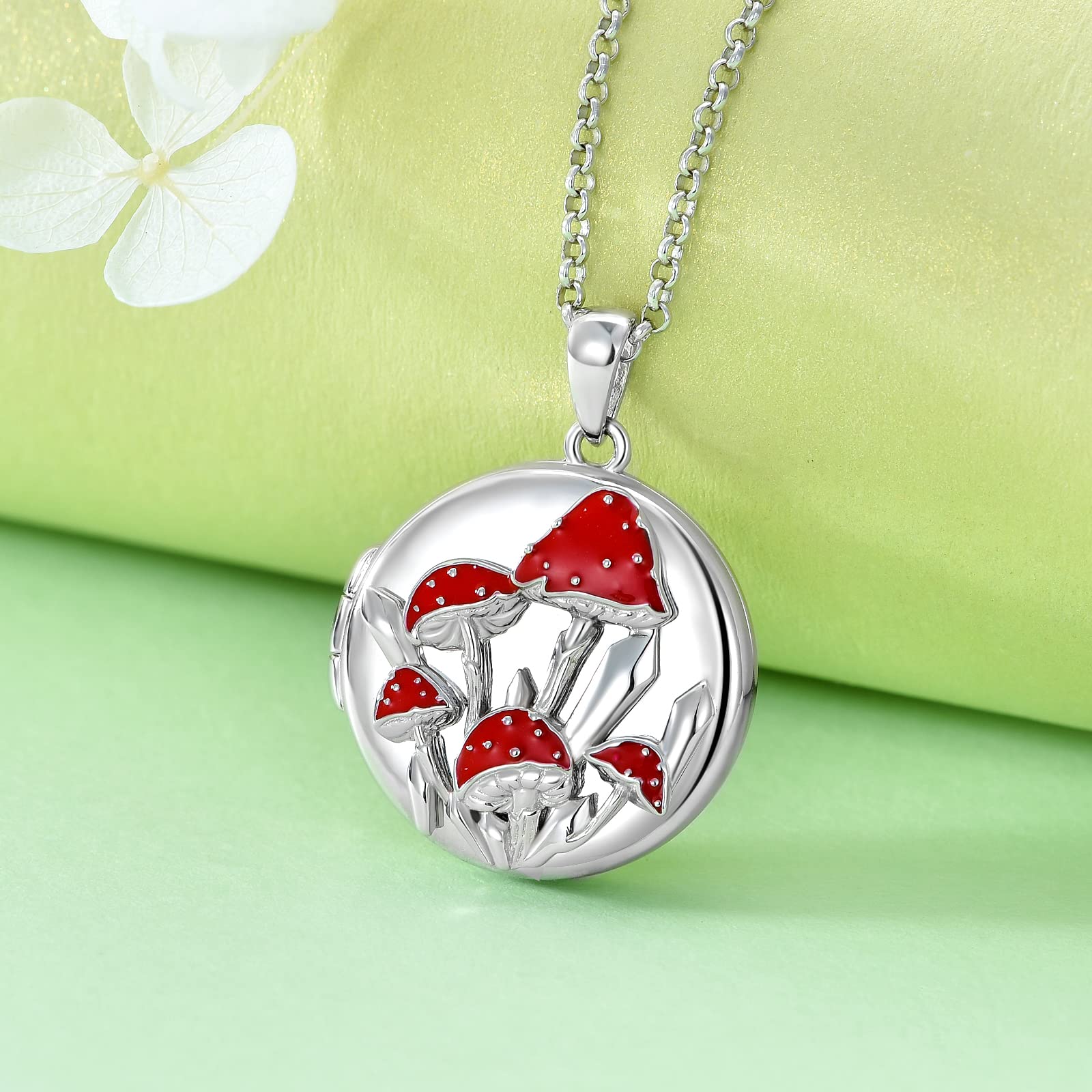 Personalized Sterling Silver Photo Locket Necklace - Engravable Keepsake Jewelry for Women, Anniversary & Birthday Gifts | Wear Close to Your Heart for Weddings, Mother's Day & Special Occasions