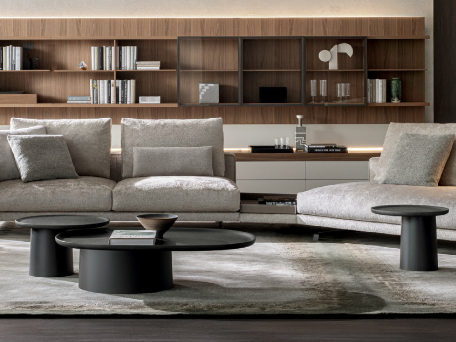 Modern Louisa Side Table - Small Accent End Table with Wooden Top & Metal Legs - Perfect for Living Room, Bedroom, or Office Decor