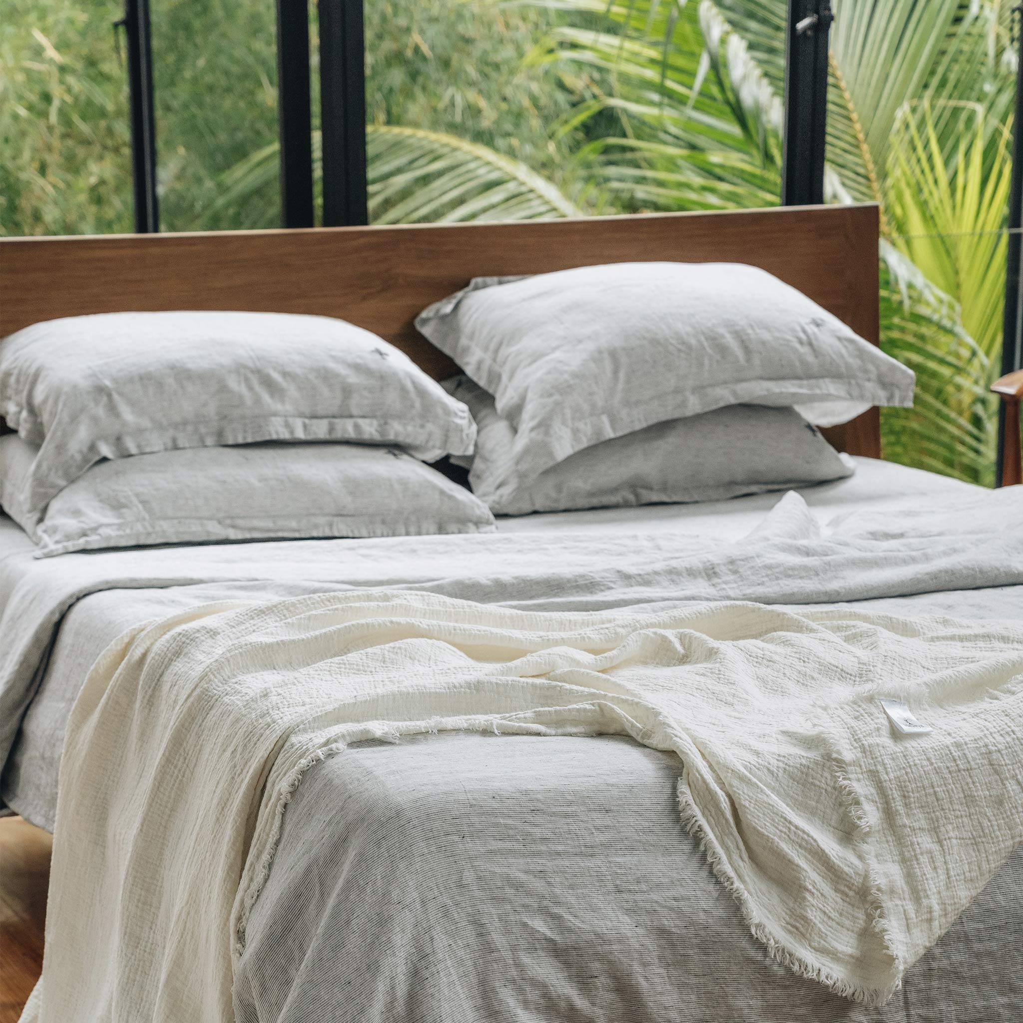 Heveya® Double Linen Throw Blanket - Soft & Breathable All-Season Bedding - Perfect for Sofa, Bed, or Outdoor Picnics