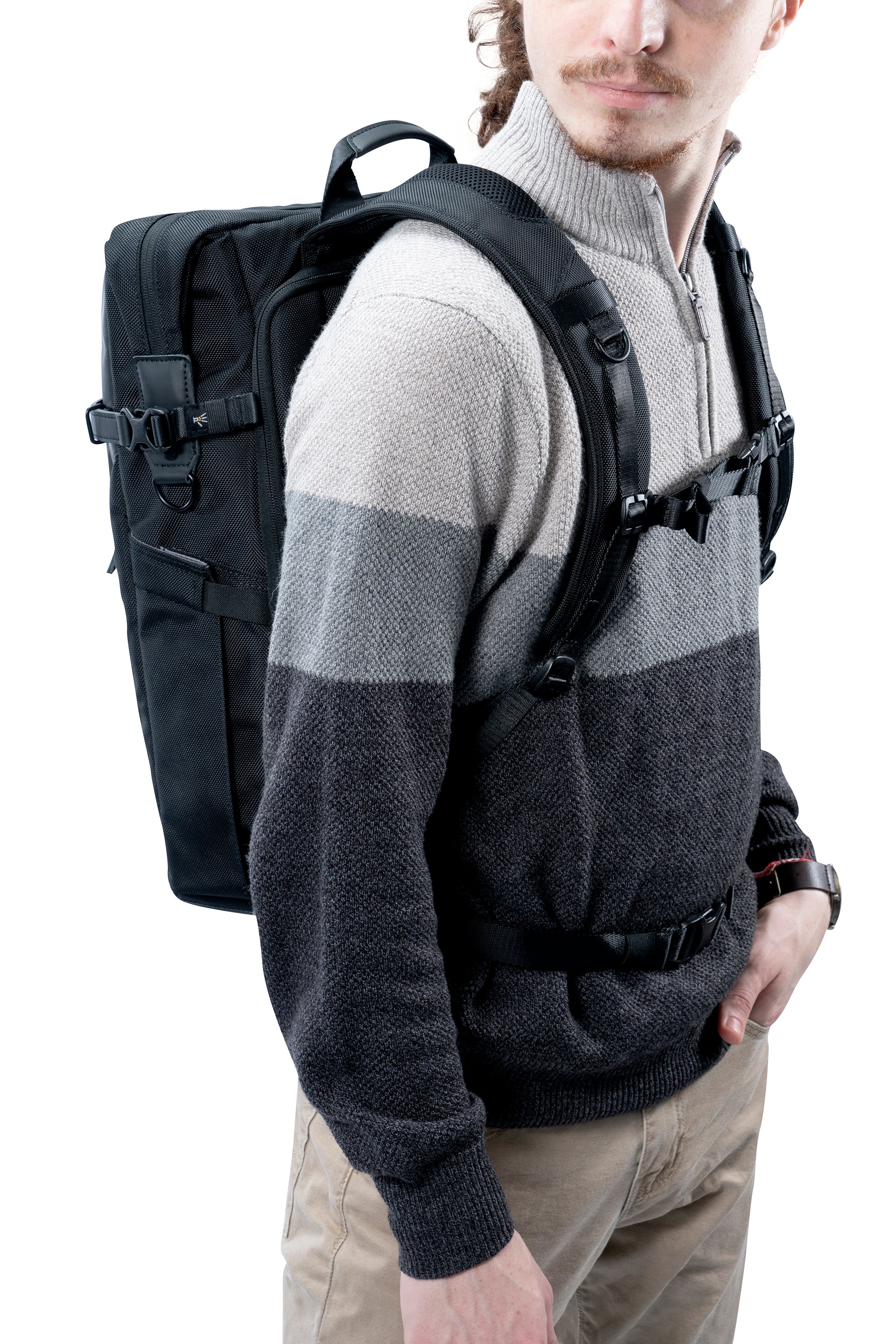 VEO SELECT 45M Backpack - Large Capacity Travel Backpack for Men & Women, Waterproof Hiking Backpack with USB Charging Port - Perfect for Outdoor Adventures, Camping, Hiking and Daily Commute (Black)
