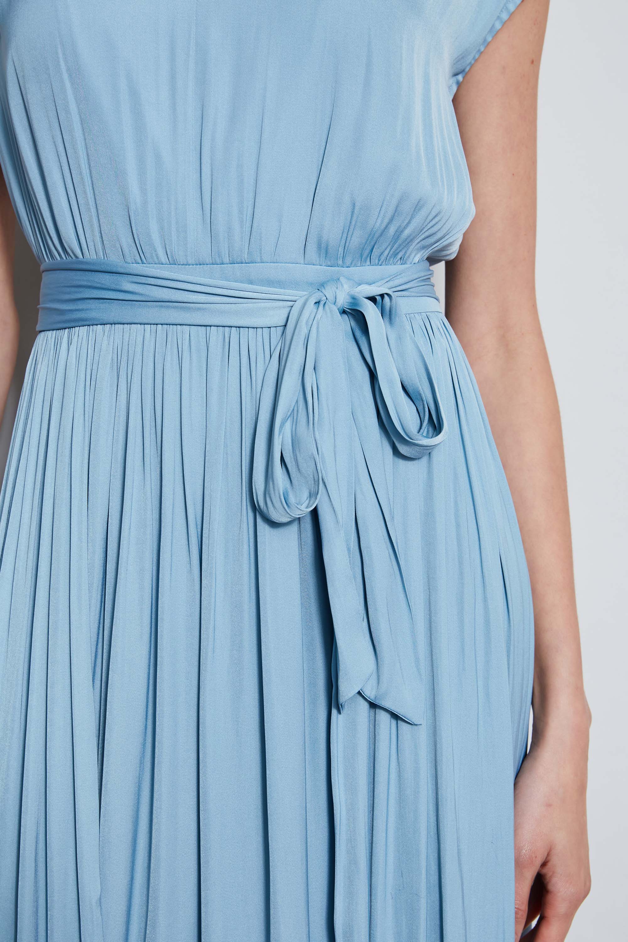 Tahari Pleated Jumpsuit for Women - Elegant One-Piece Romper with Belt | Perfect for Office, Cocktail Parties & Special Occasions