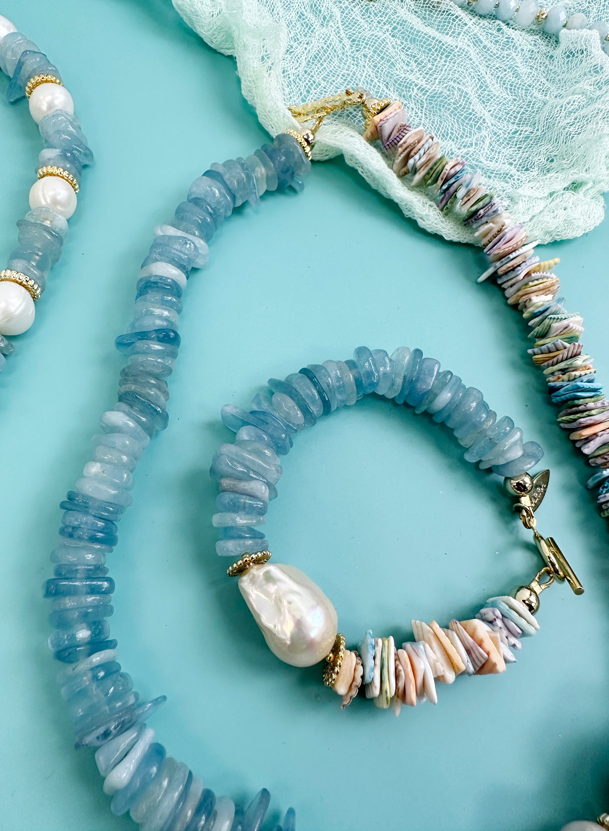 Aquamarine Baroque Pearl Bracelet with Colorful Shell Accents - Elegant Boho Jewelry for Women, Perfect for Beach Weddings, Summer Parties & Gift Giving