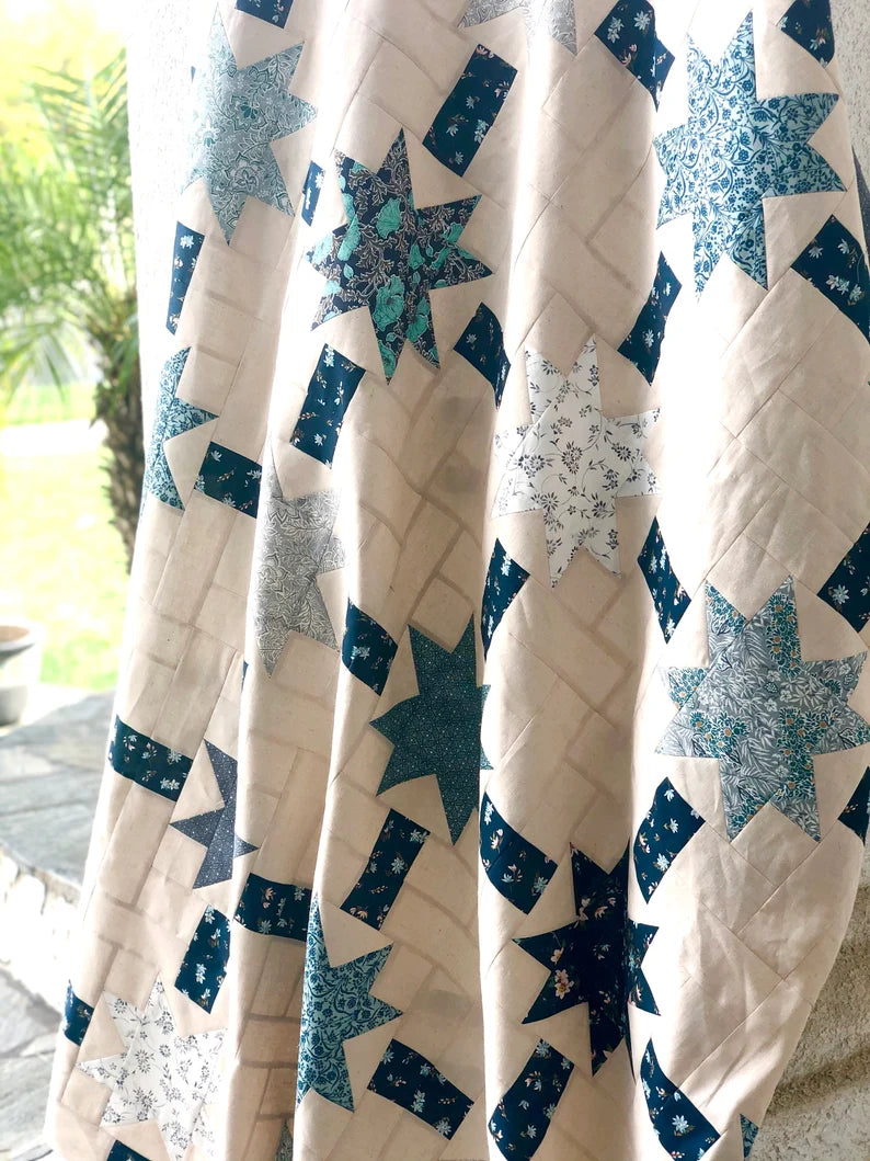 Regent Street Quilt - Premium Cotton Bedding Set, Queen Size, Luxury Floral Pattern, Soft & Breathable - Perfect for Master Bedroom, Guest Room, or Cozy Home Decor