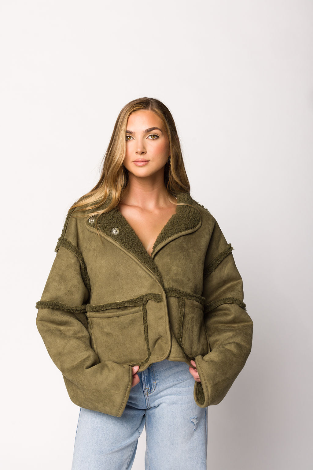 Reversible Sherpa & Suede Jacket for Women - Olive Green Winter Coat | Cozy Fleece Lined Outerwear for Hiking, Camping & Casual Wear