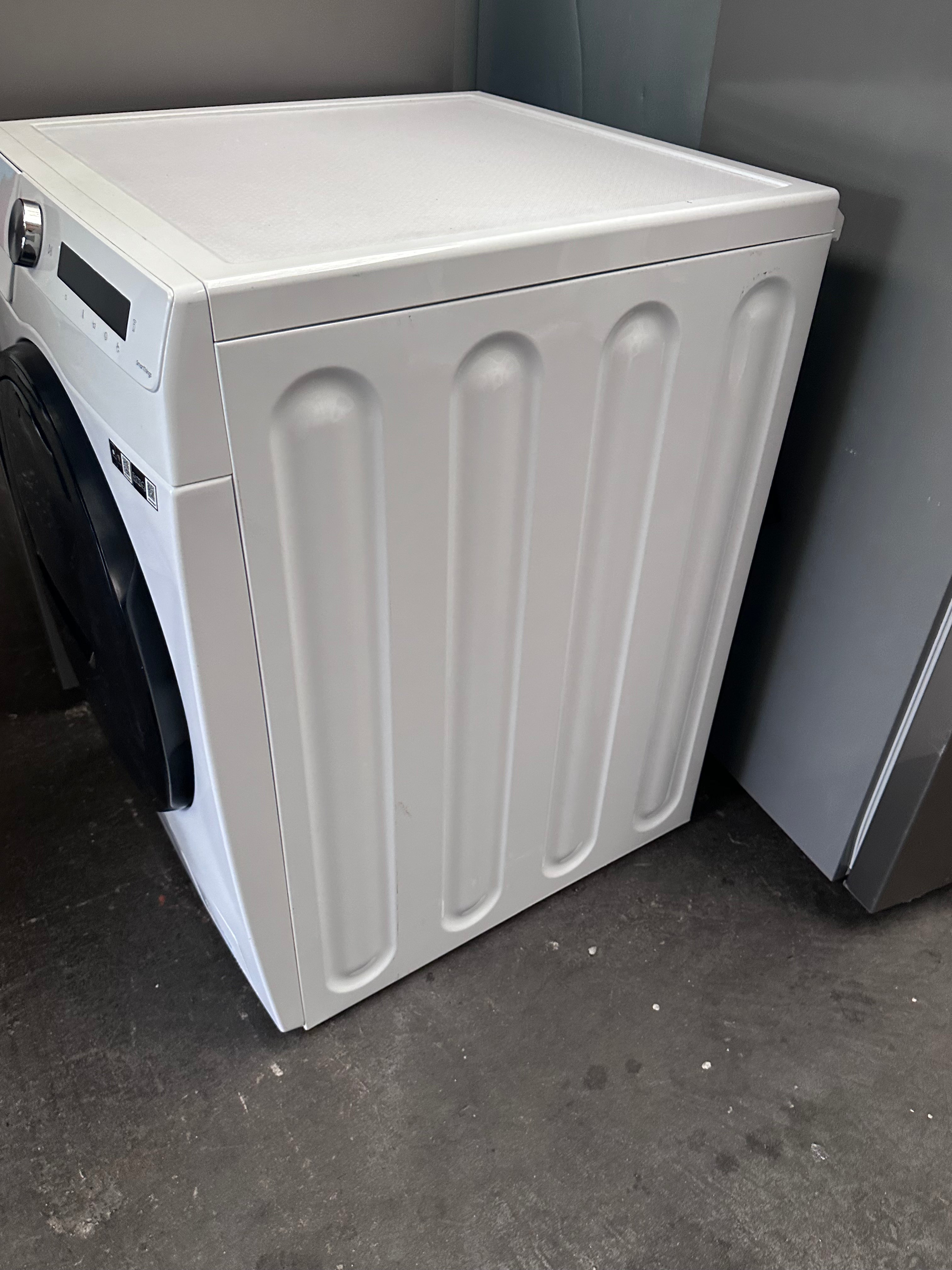 Samsung 8.5kg/6kg Add Wash™ Smart Washer Dryer Combo - Energy Efficient, WiFi Enabled, AI Control [Refurbished] - Perfect for Small Apartments & Laundry Rooms