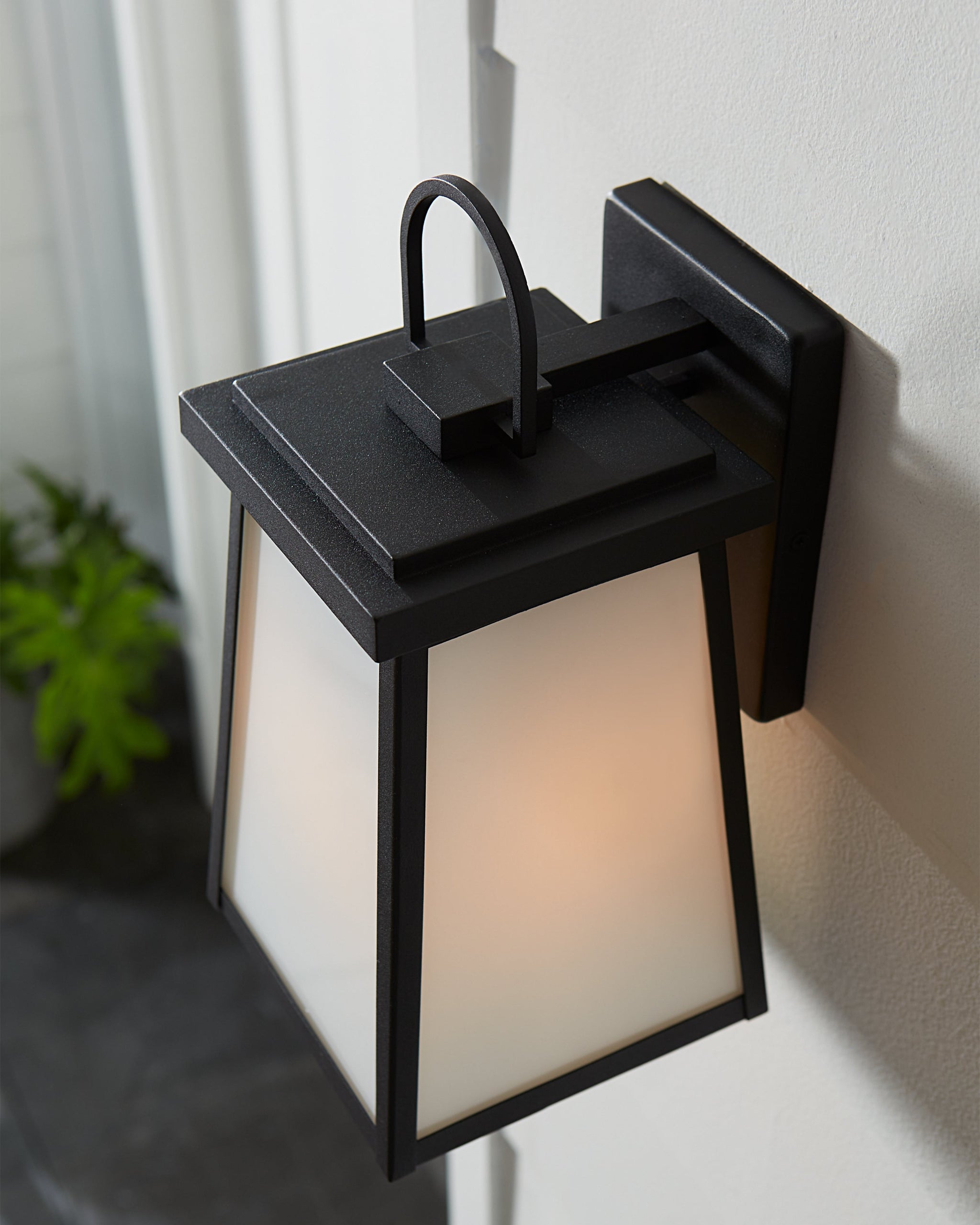 12 Pack Large Outdoor Lanterns - 1 Liter Capacity, Black Metal Hanging Lanterns for Patio, Garden, Porch & Backyard Decor | Weather-Resistant for Camping, Parties & Outdoor Events