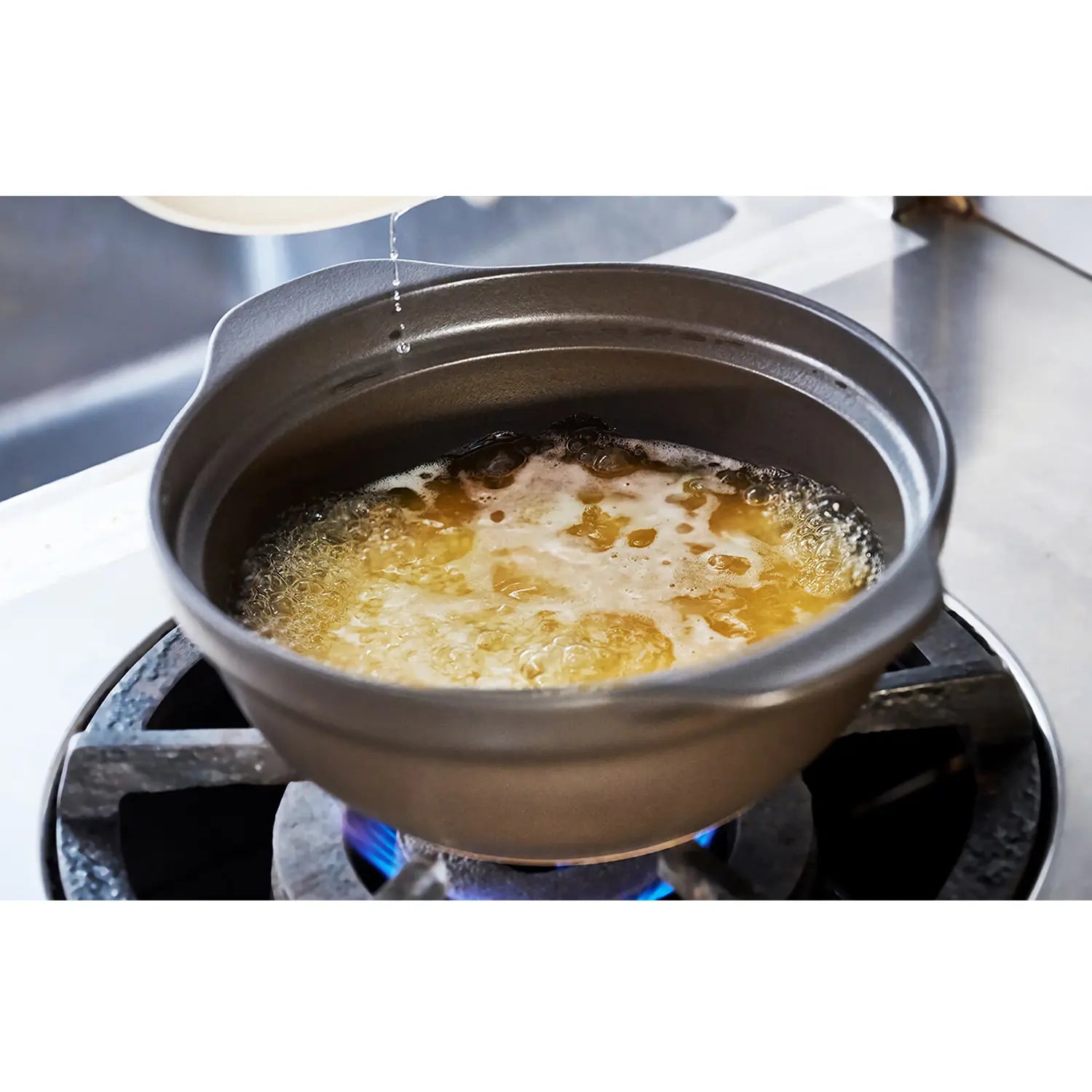 Premium Karl Ceramic Induction Donabe Casserole Pot - Japanese Style Clay Pot for Stovetop & Oven Use - Perfect for Hot Pot, Stews, Rice Cooking & Asian Dishes