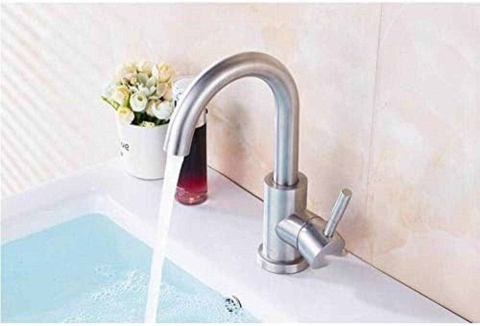 CRJUS Brushed Stainless Steel Kitchen Faucet with Hot & Cold Water Mixer - Modern Pull Down Sprayer Sink Tap for Bathroom & Kitchen Sink - Perfect for Cooking, Washing Dishes & Hand Washing