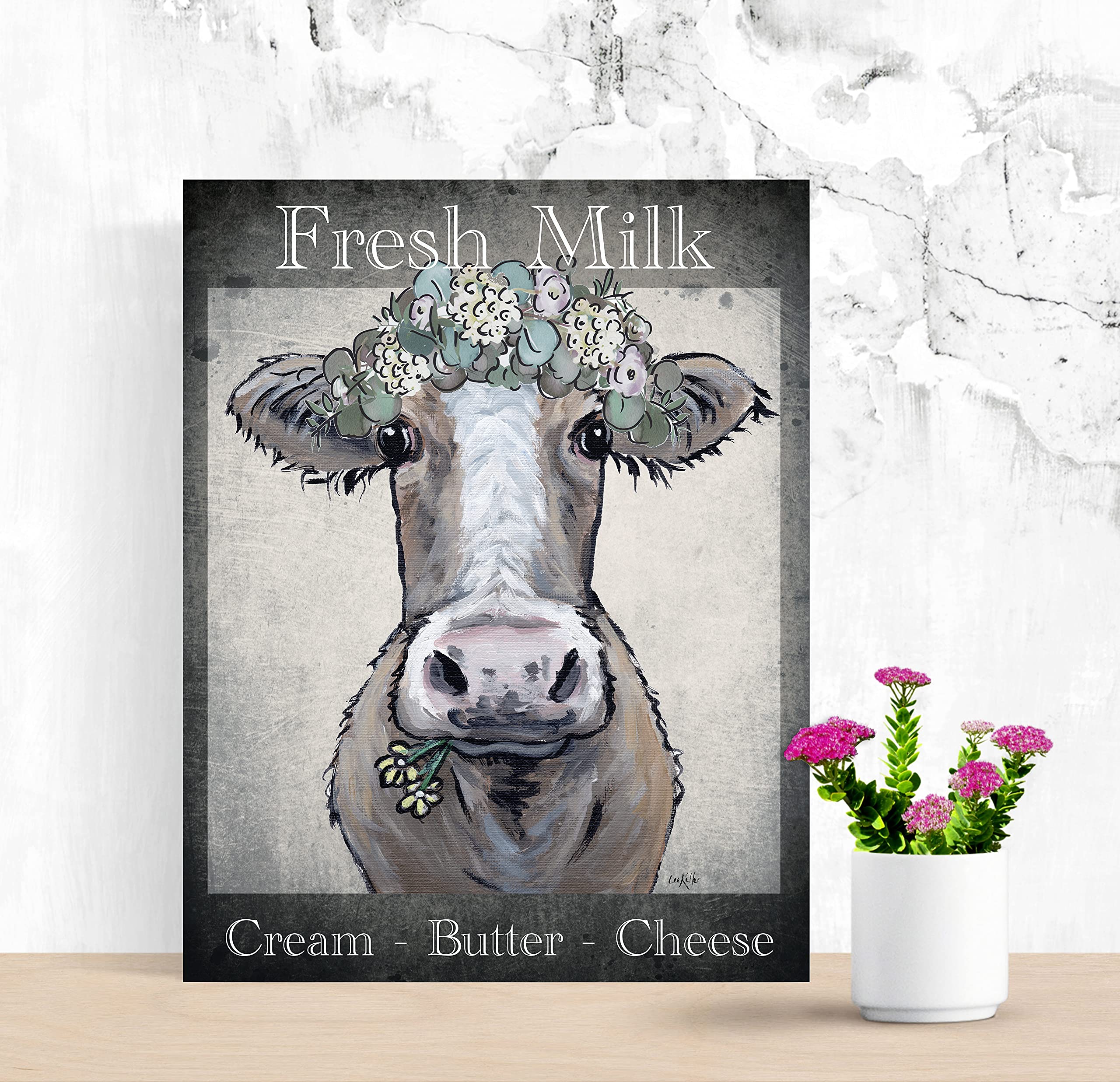 Vintage Cow Milk Farmhouse Tin Sign - Rustic Metal Cow Wall Decor for Kitchen, Cafe & Dairy Farm - Farmhouse Cow Art with Fresh Milk Design - Perfect for Country Home, Restaurant & Farmhouse Decor