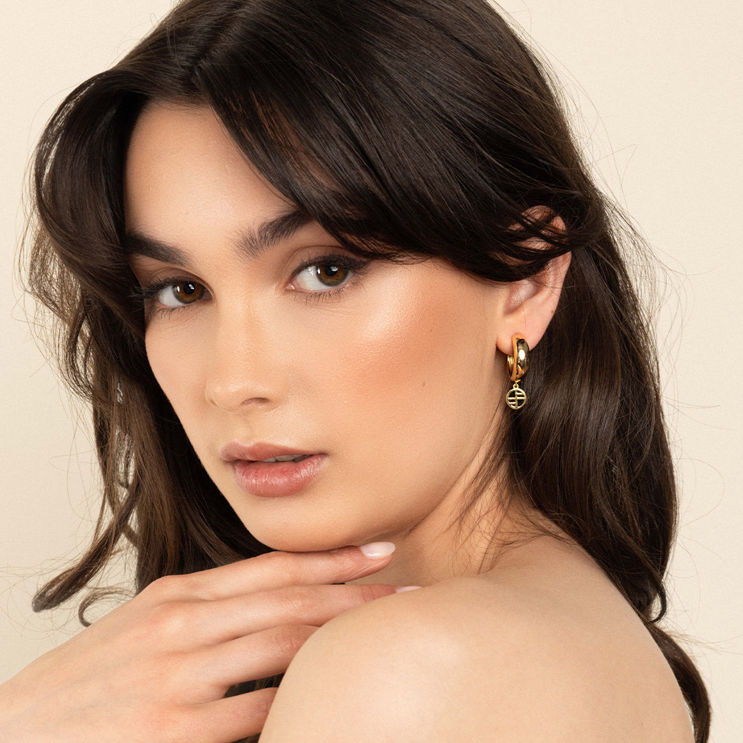 Signature Hoops Earrings for Women - Elegant Gold & Silver Hoop Earrings for Everyday Wear | Perfect for Parties, Work & Casual Outfits
