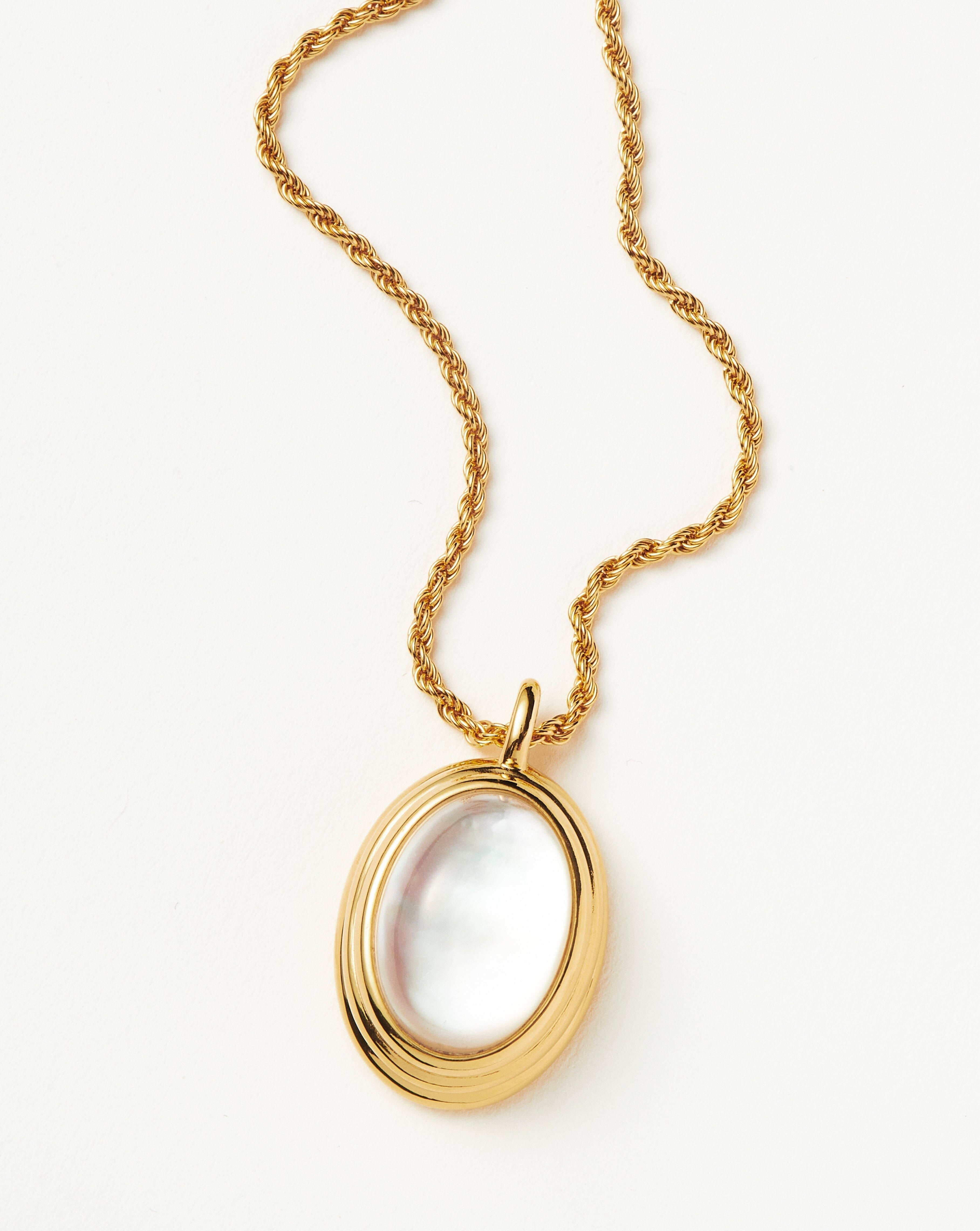 Elegant Savi Ridge Oval Gemstone Pendant Necklace for Women - Perfect for Weddings, Parties & Everyday Wear