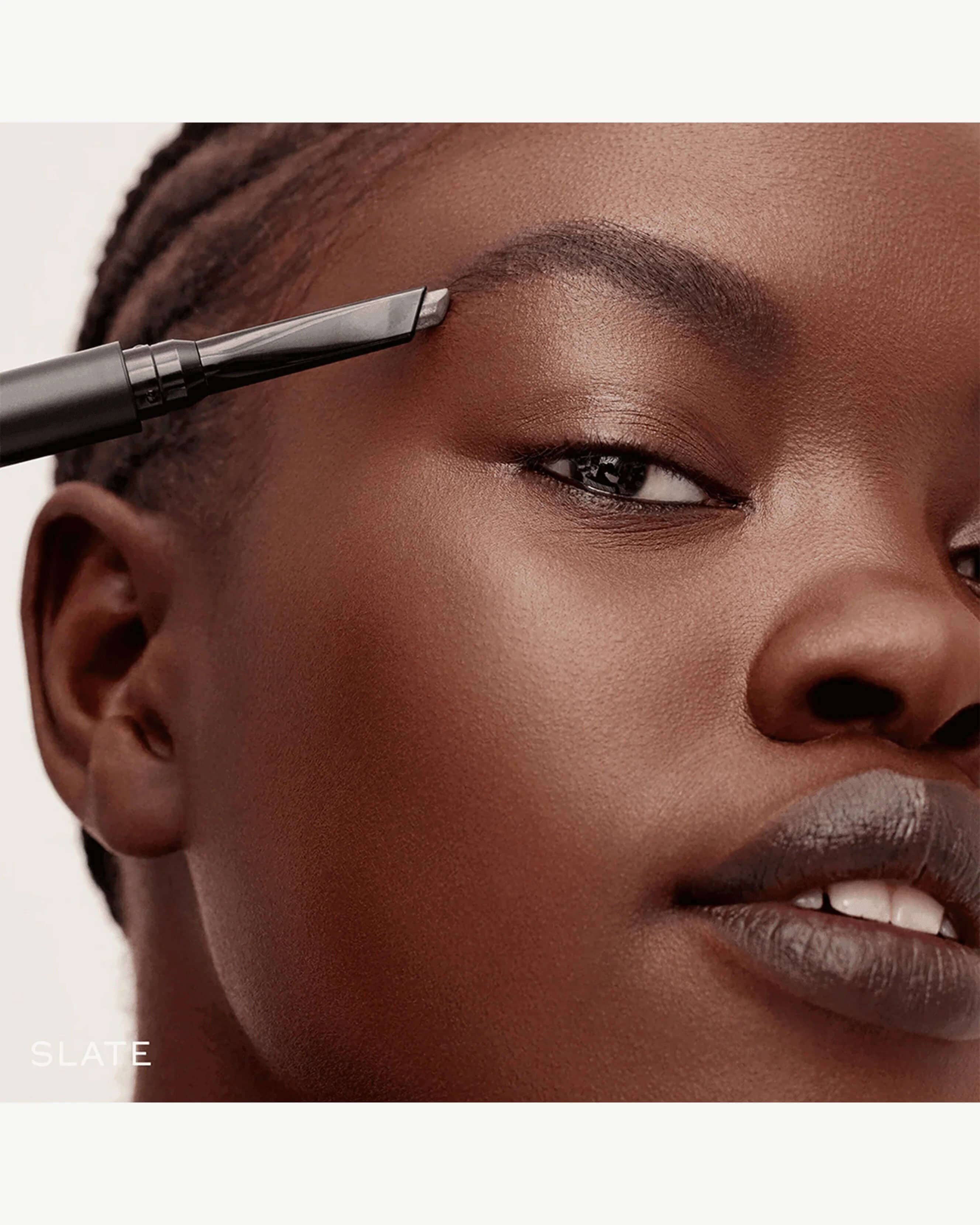 Bonne Brow Defining Pencil - Natural Looking Eyebrow Pencil for Perfectly Shaped Brows | Waterproof & Long-Lasting | Ideal for Daily Makeup & Professional Use