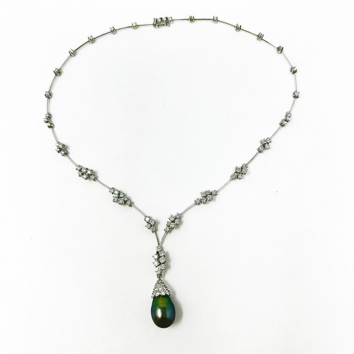 18K White Gold Necklace with Detachable Black Tahitian Pearl & 71 Diamonds - Elegant Jewelry for Weddings, Anniversaries & Special Occasions