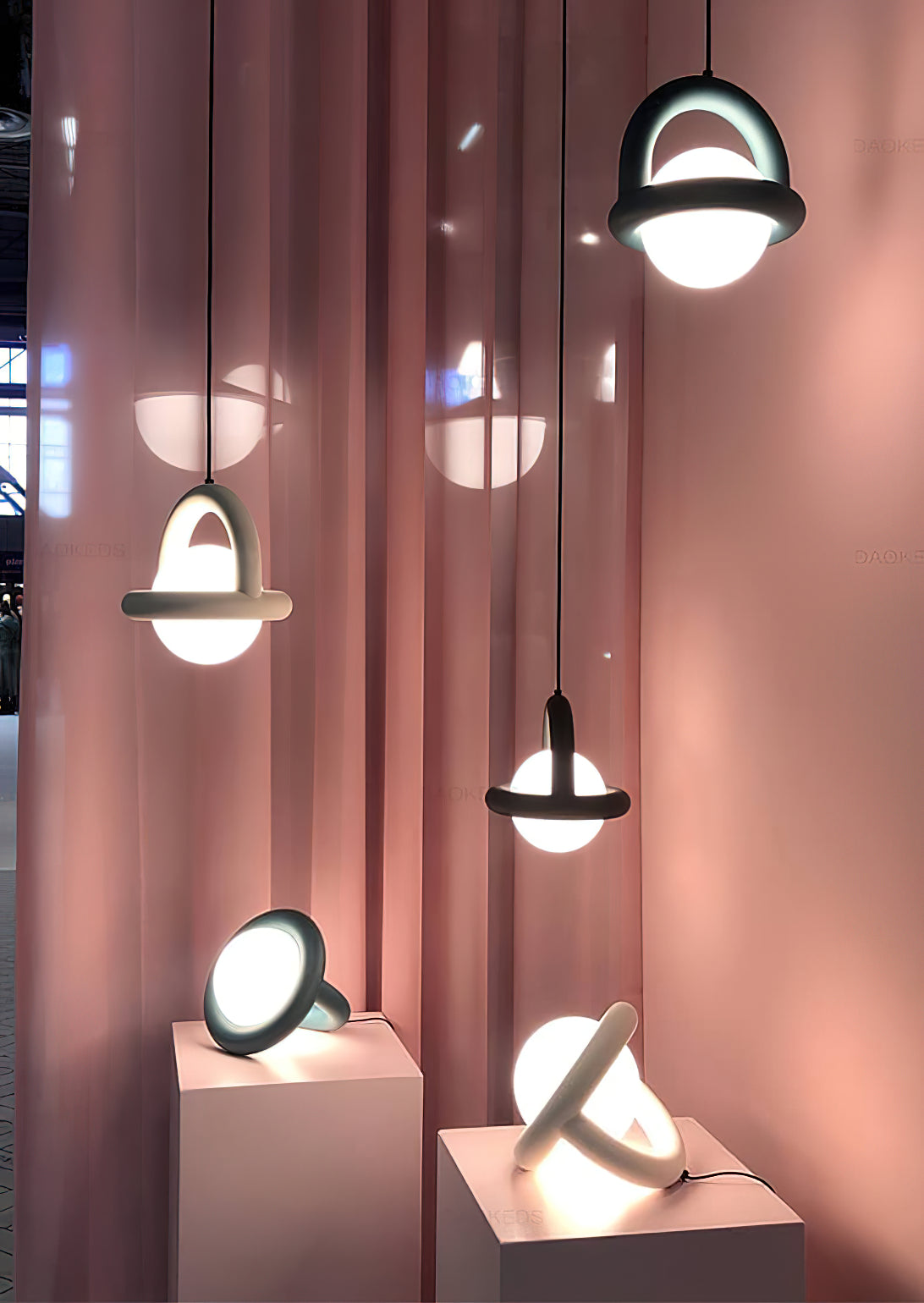 Modern Art Balloon Acrylic Pendant Light - Elegant Ceiling Lamp for Living Room, Bedroom & Dining Room Decor