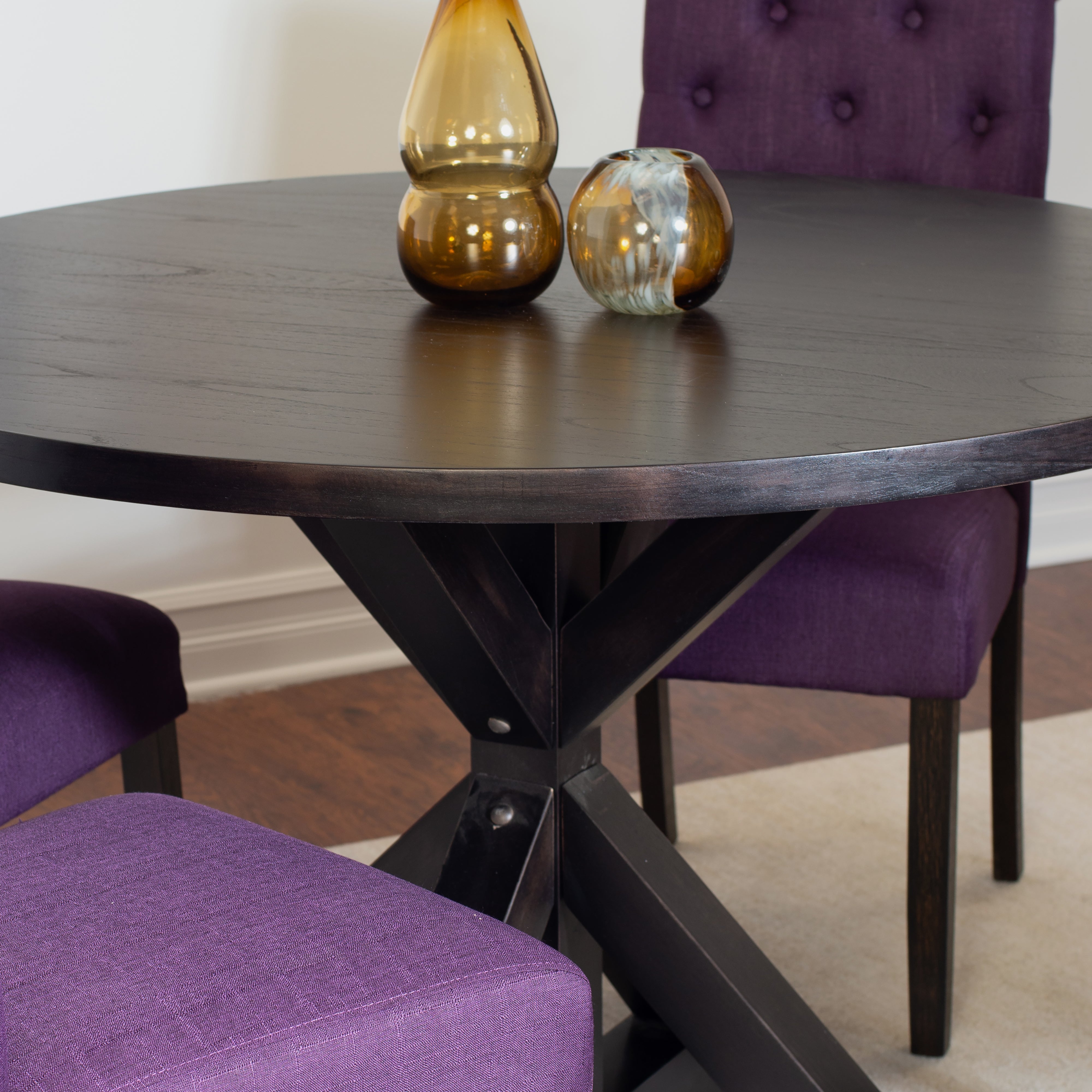 Roundhill Furniture Nylander 5-Piece Dining Set - Cross Buck Style Wooden Table with 4 Matching Chairs for Kitchen, Dining Room & Outdoor Patio