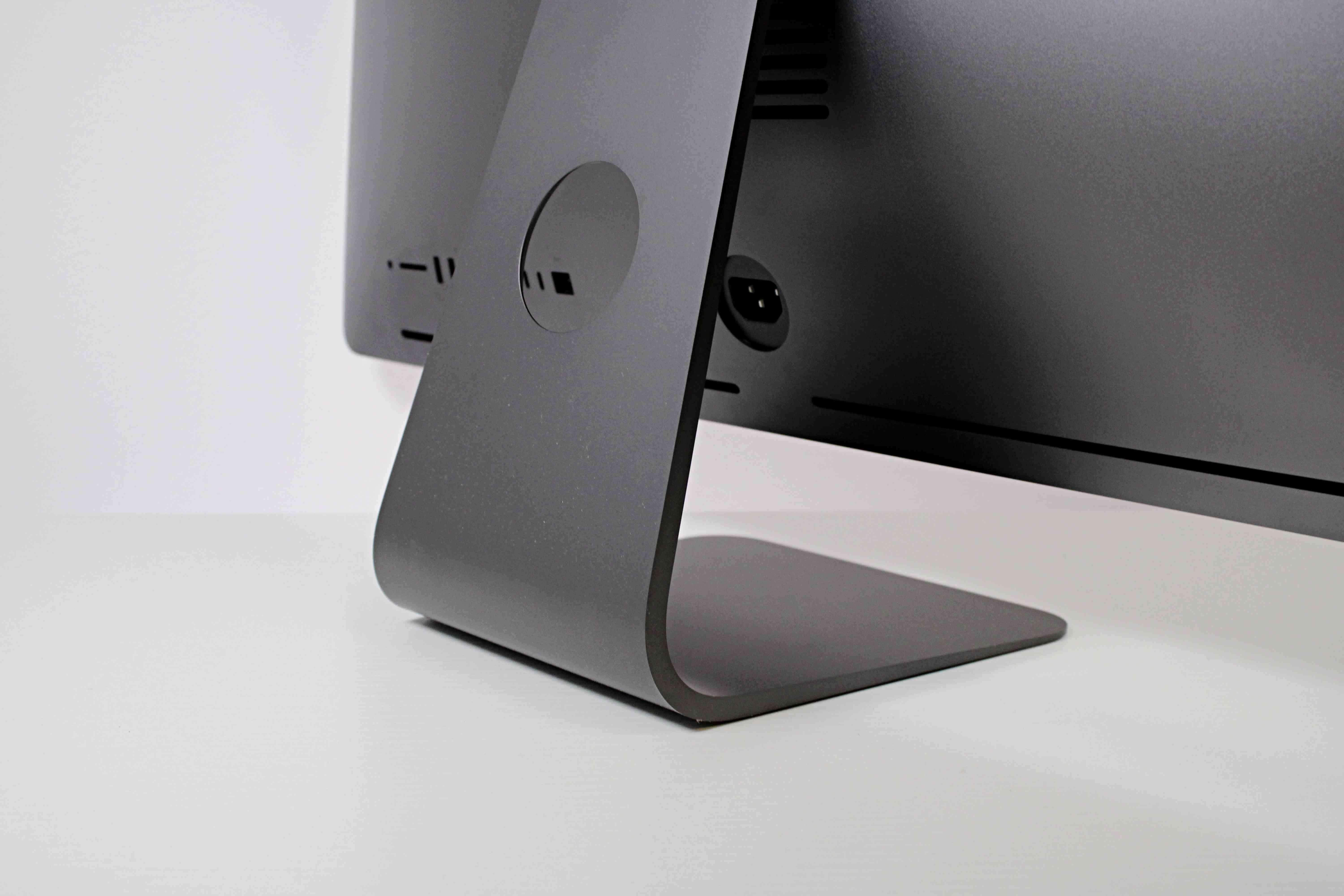2017 Apple iMac Pro 27