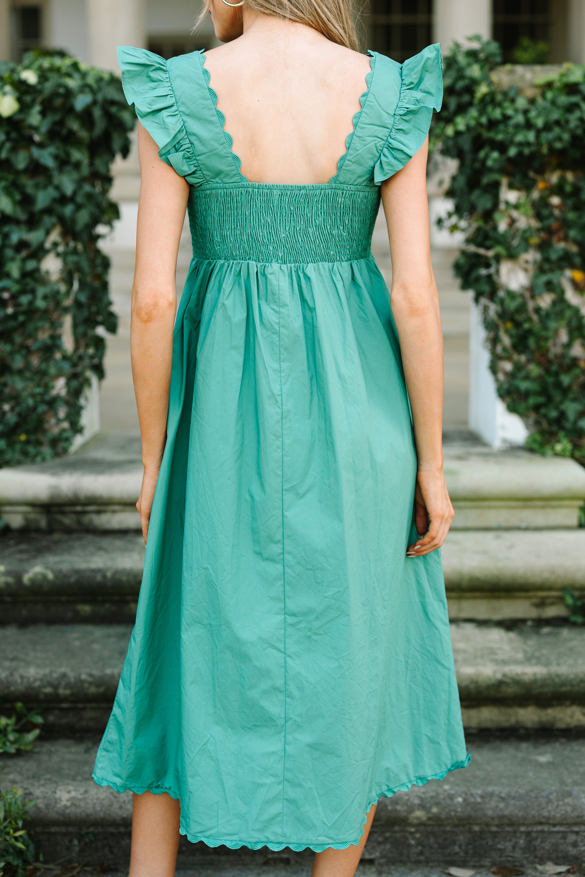 Elegant Green Ruffled Midi Dress for Women - Flowy Summer Dress with Ruffle Details - Perfect for Parties, Weddings & Date Nights