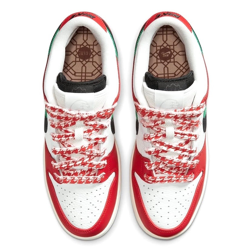 Nike SB Dunk Low Pro QS 