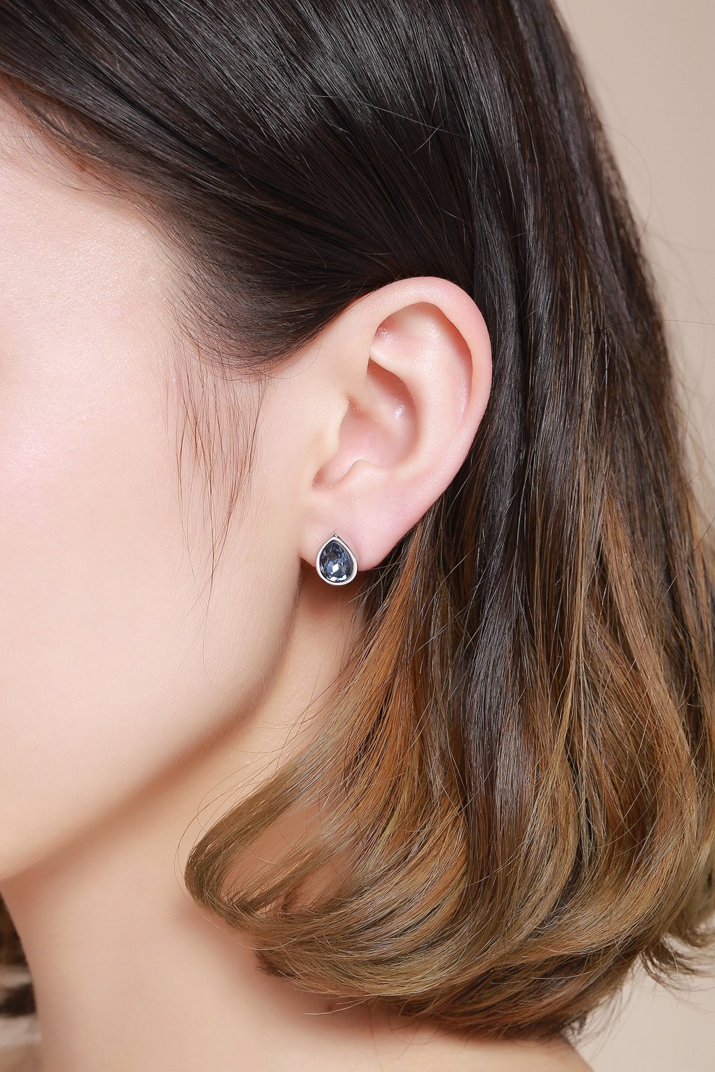 Platinum Teardrop Stud Earrings with Austrian Crystals for Women - Elegant Party Jewelry
